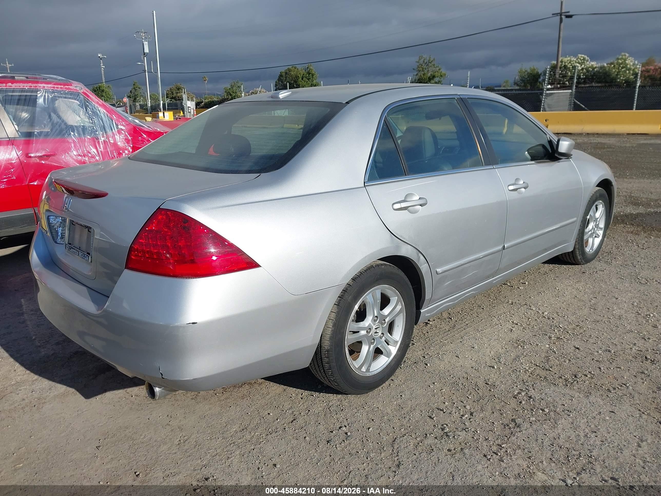 2007 Honda Accord 2.4 Ex Silver vin: 1HGCM56867A225248