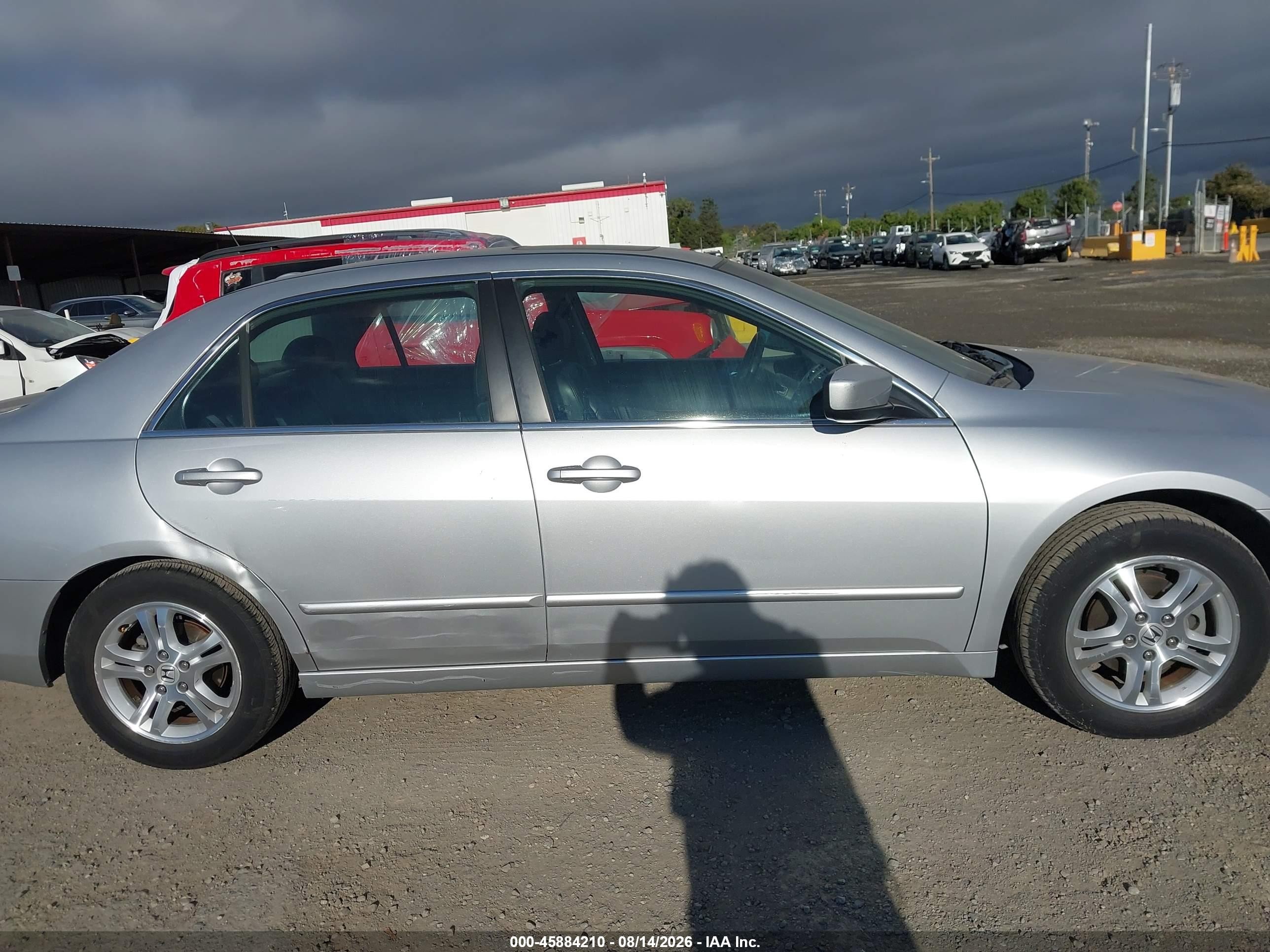 2007 Honda Accord 2.4 Ex Silver vin: 1HGCM56867A225248