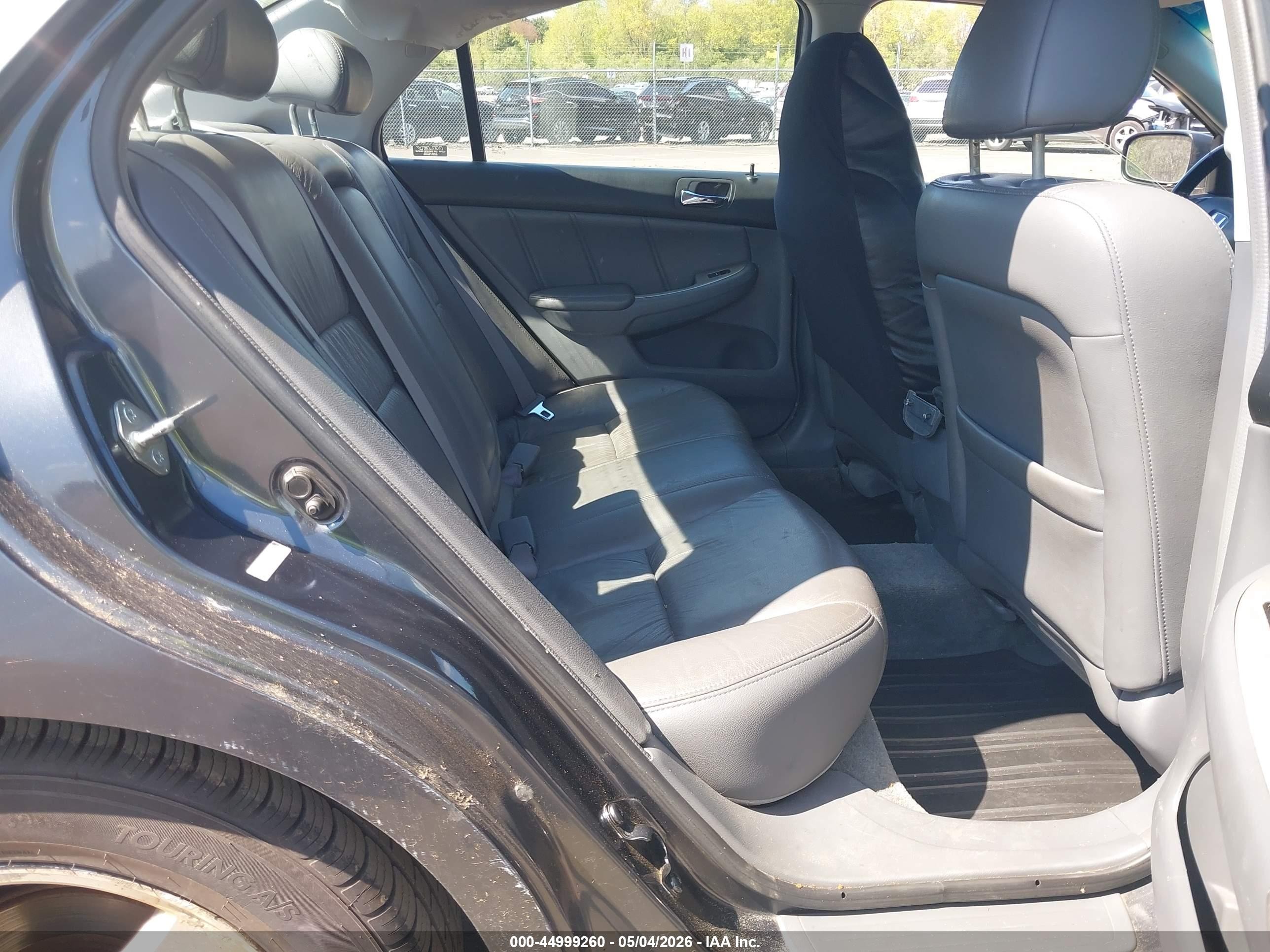 2005 Honda Accord 2.4 Ex Blue vin: 1HGCM56875A049422