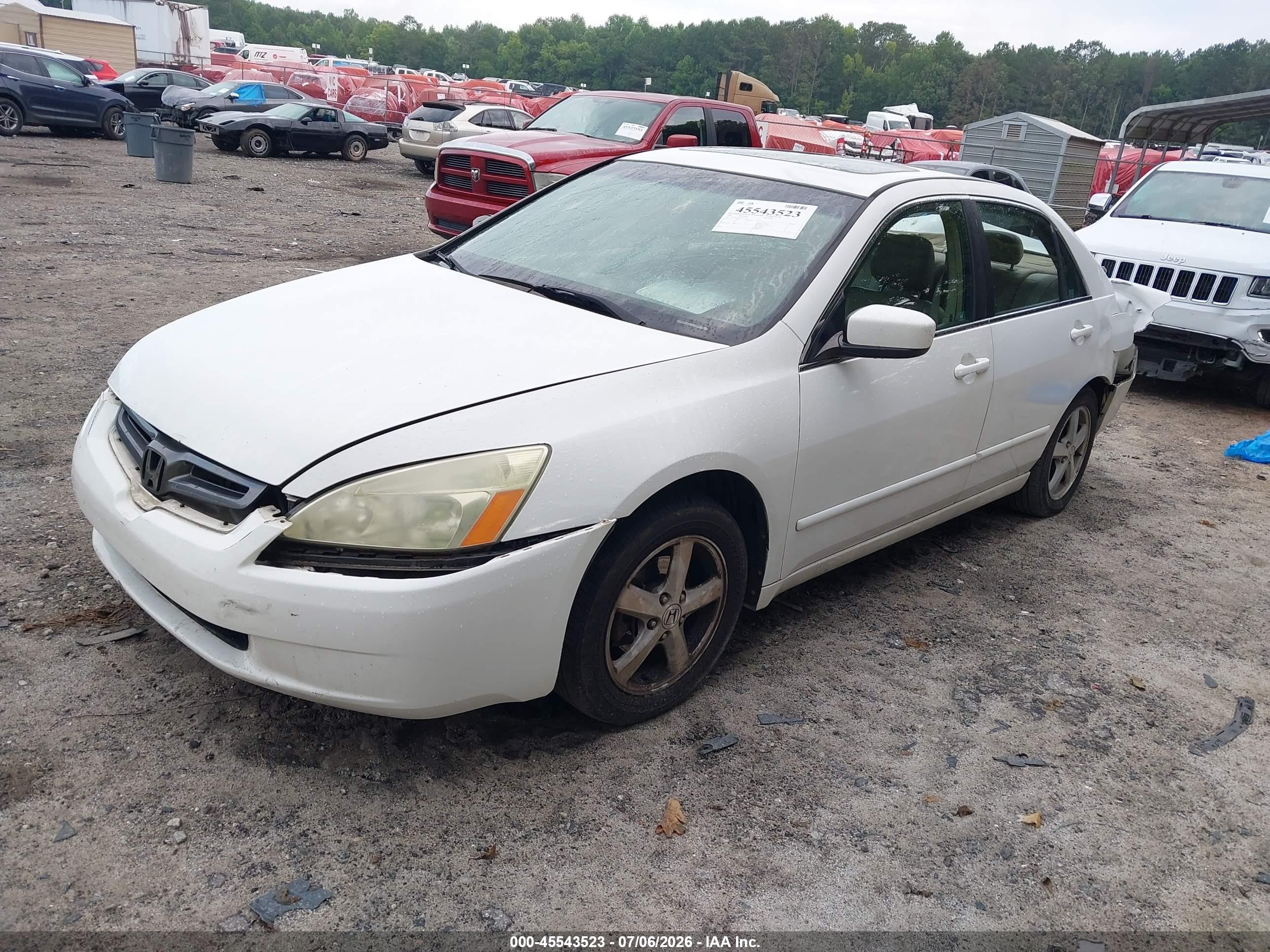 2005 Honda Accord 2.4 Ex White vin: 1HGCM56875A093579