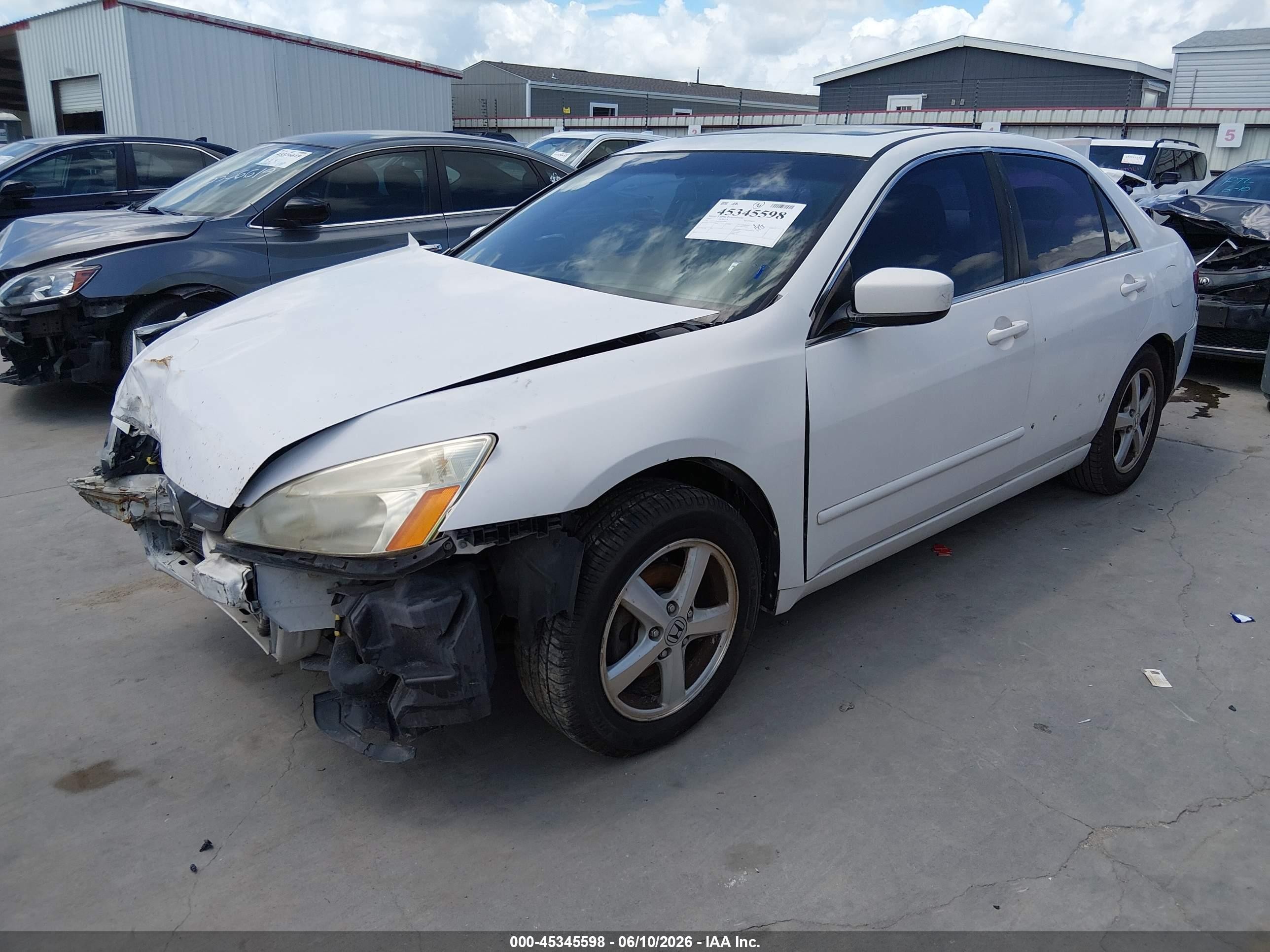 2005 Honda Accord 2.4 Ex White vin: 1HGCM56875A154073