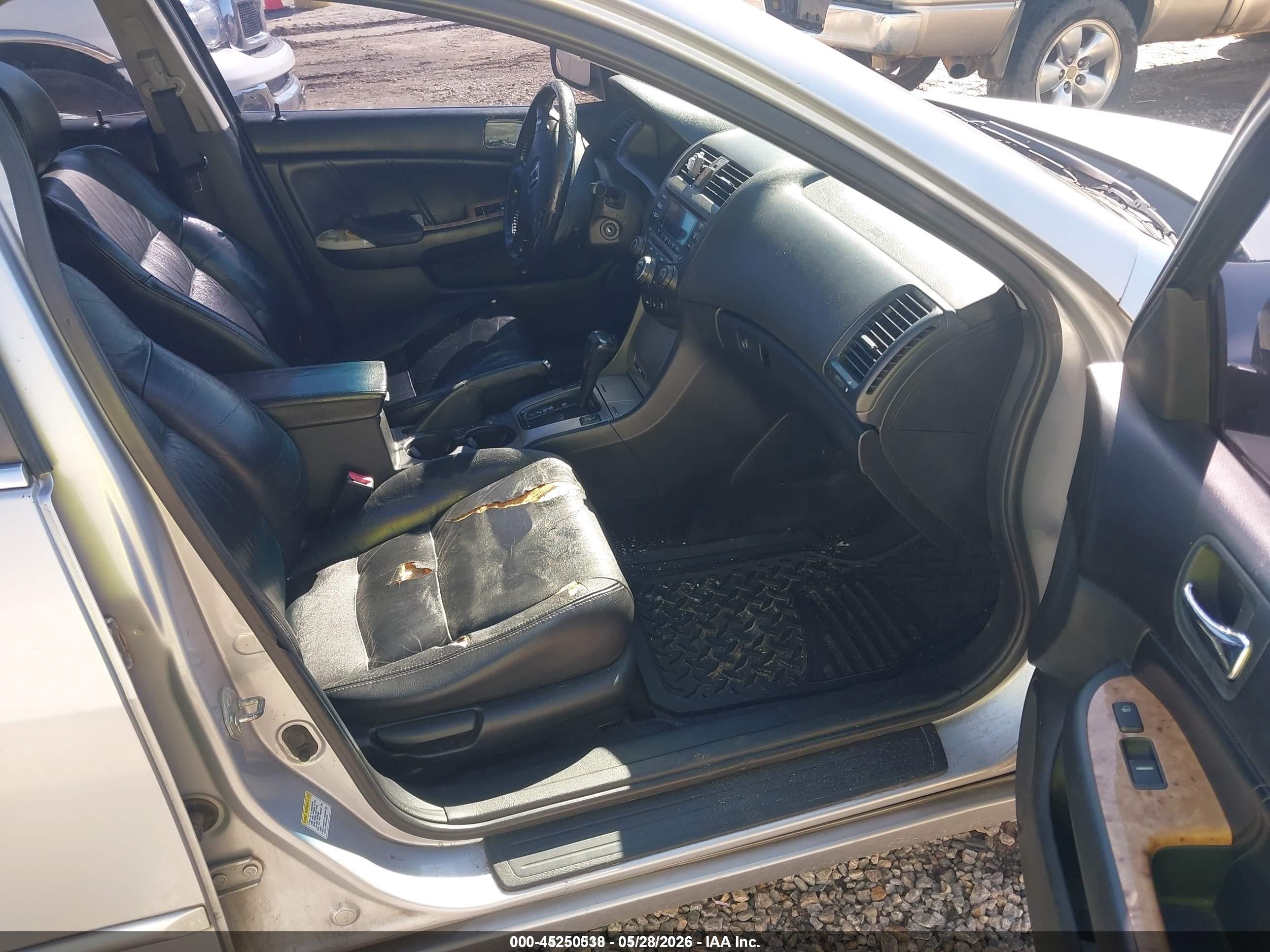 2005 Honda Accord 2.4 Ex Silver vin: 1HGCM56875A191916