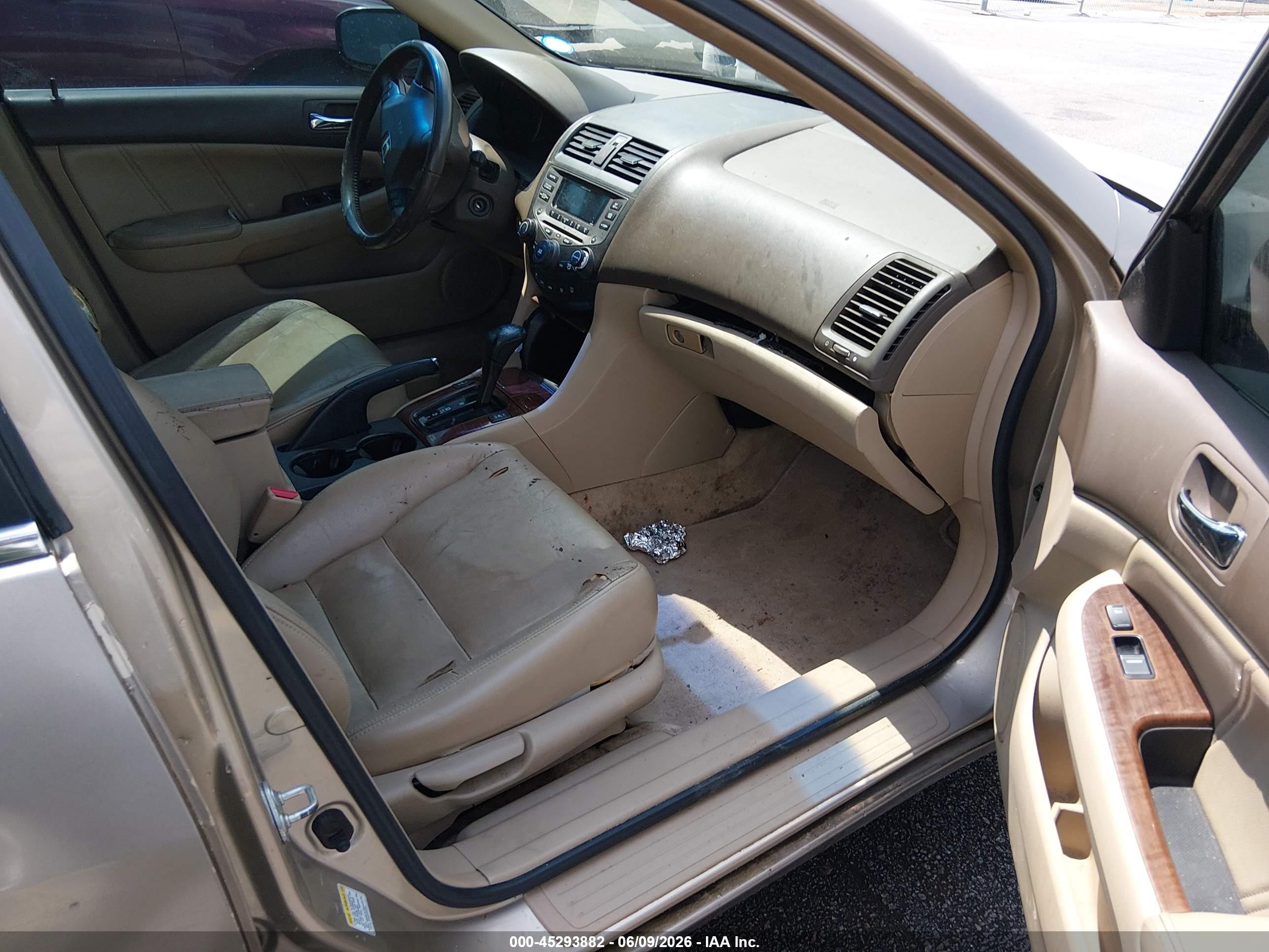 2006 Honda Accord 2.4 Ex Бежевый vin: 1HGCM56876A175863
