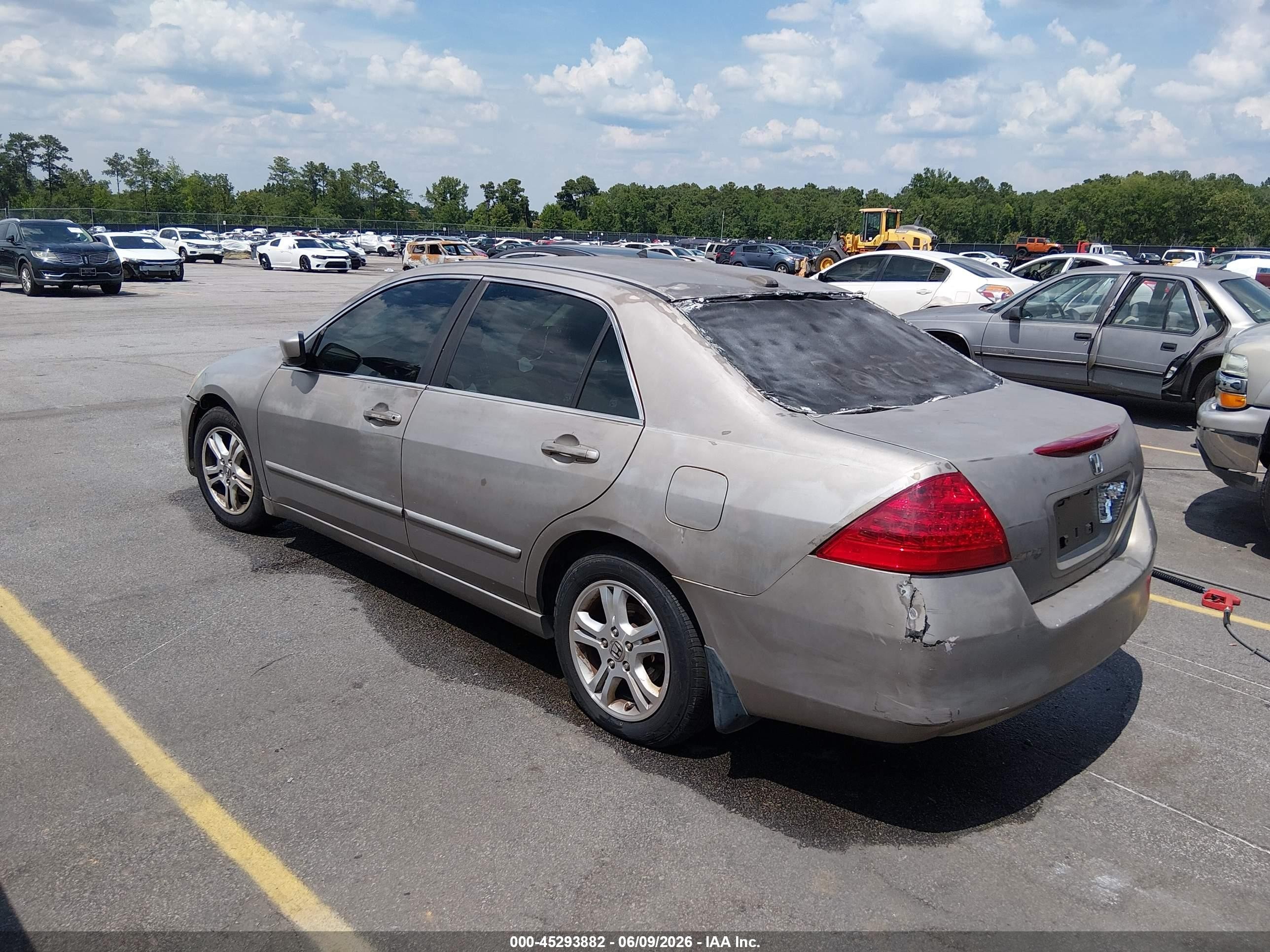 2006 Honda Accord 2.4 Ex Бежевый vin: 1HGCM56876A175863