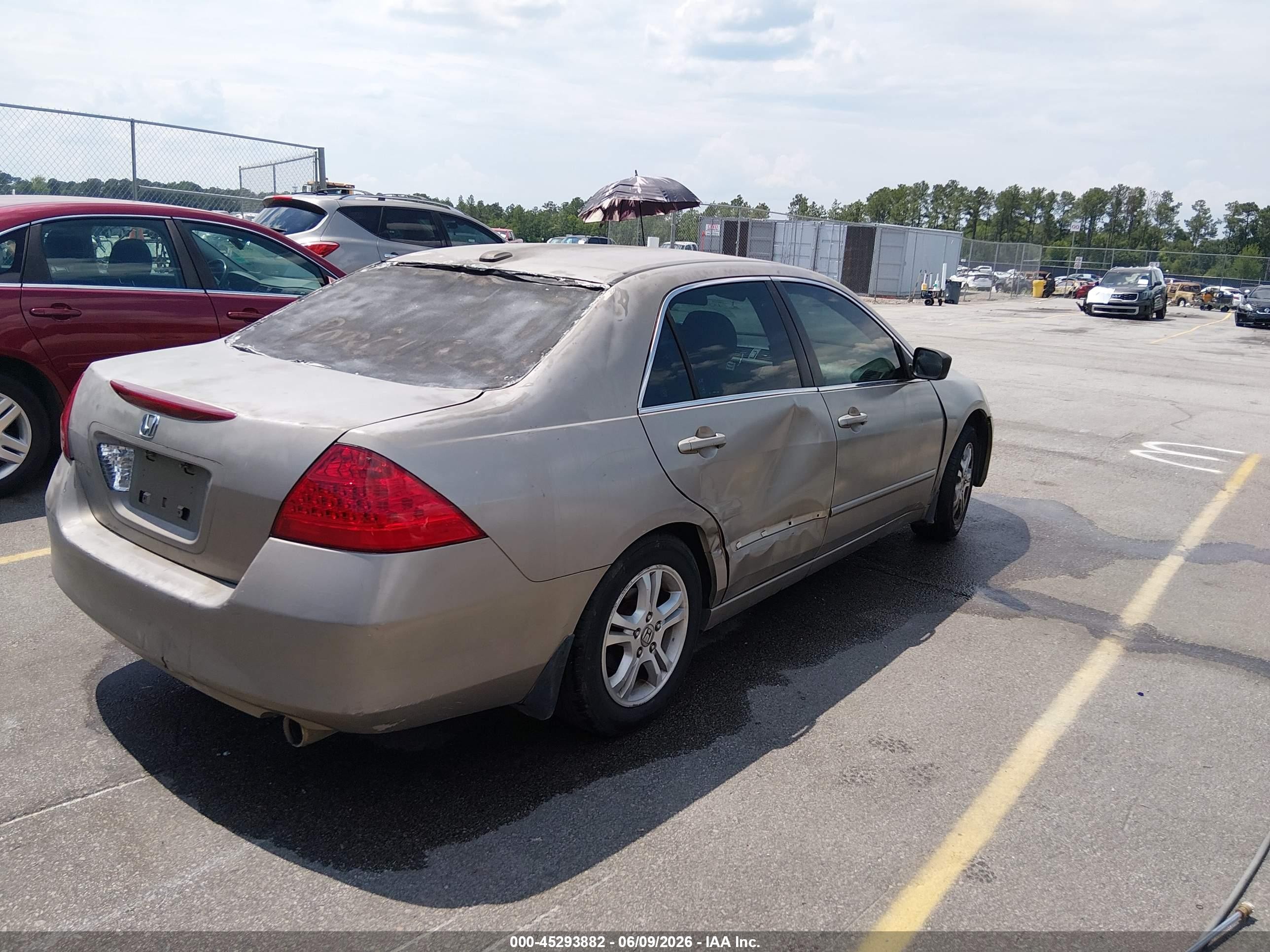 2006 Honda Accord 2.4 Ex Бежевый vin: 1HGCM56876A175863