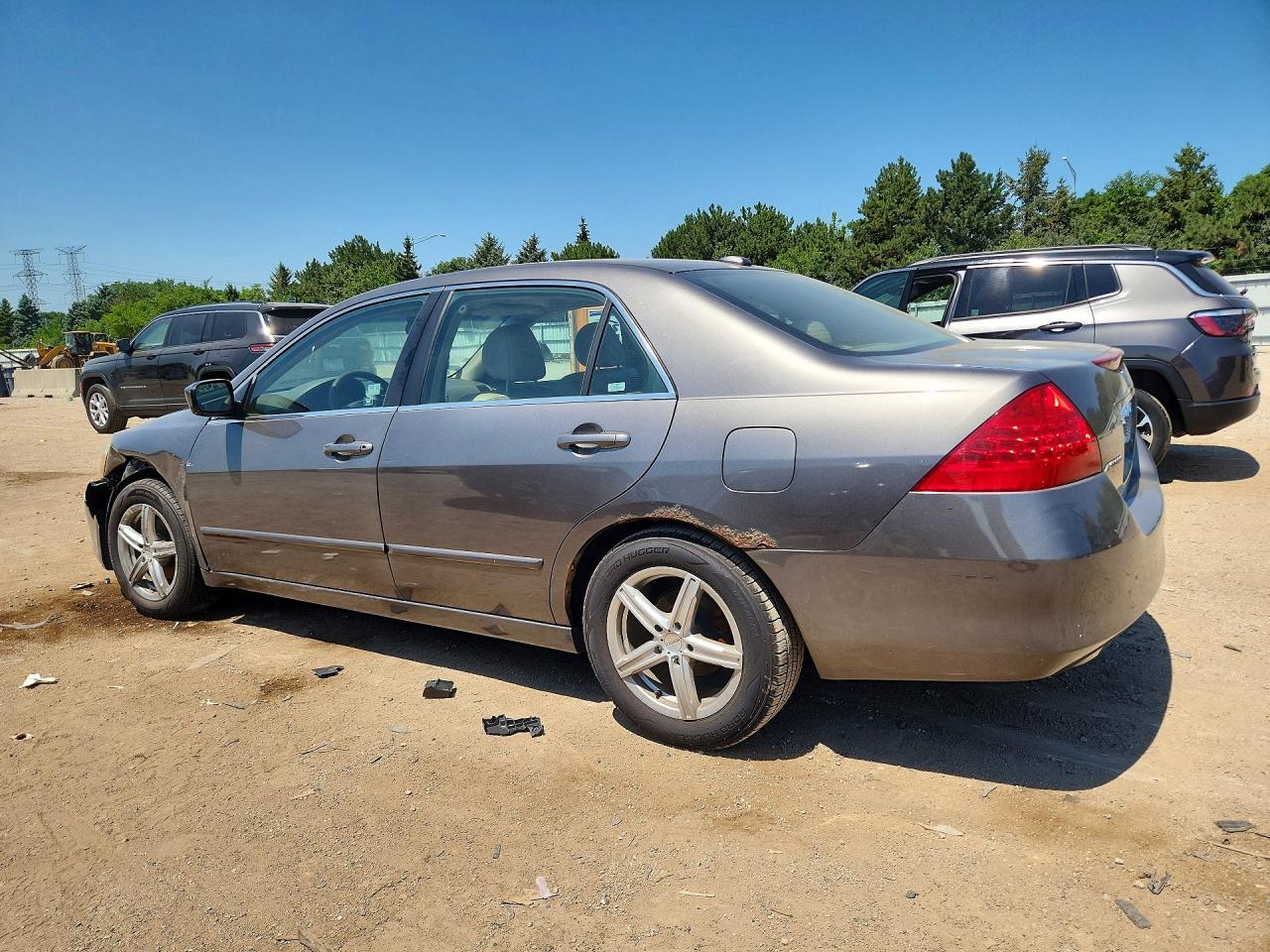 2007 Honda Accord Ex Silver vin: 1HGCM56877A073061