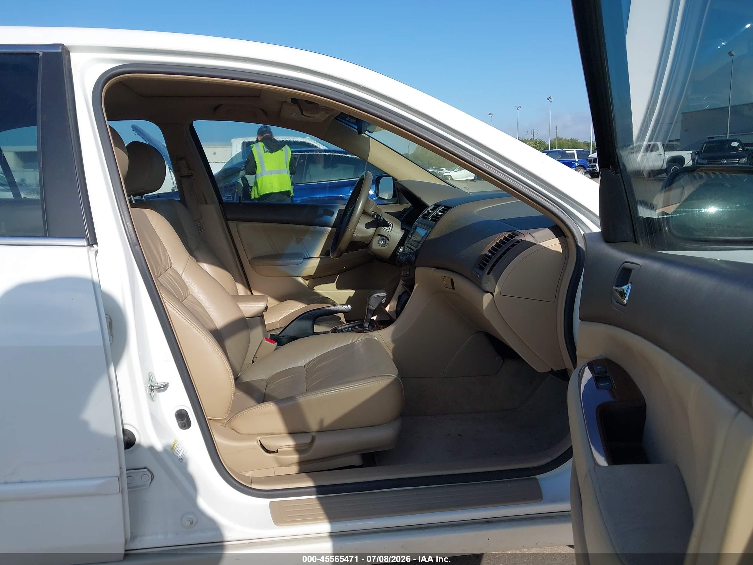 2007 Honda Accord 2.4 Ex White vin: 1HGCM56877A078289