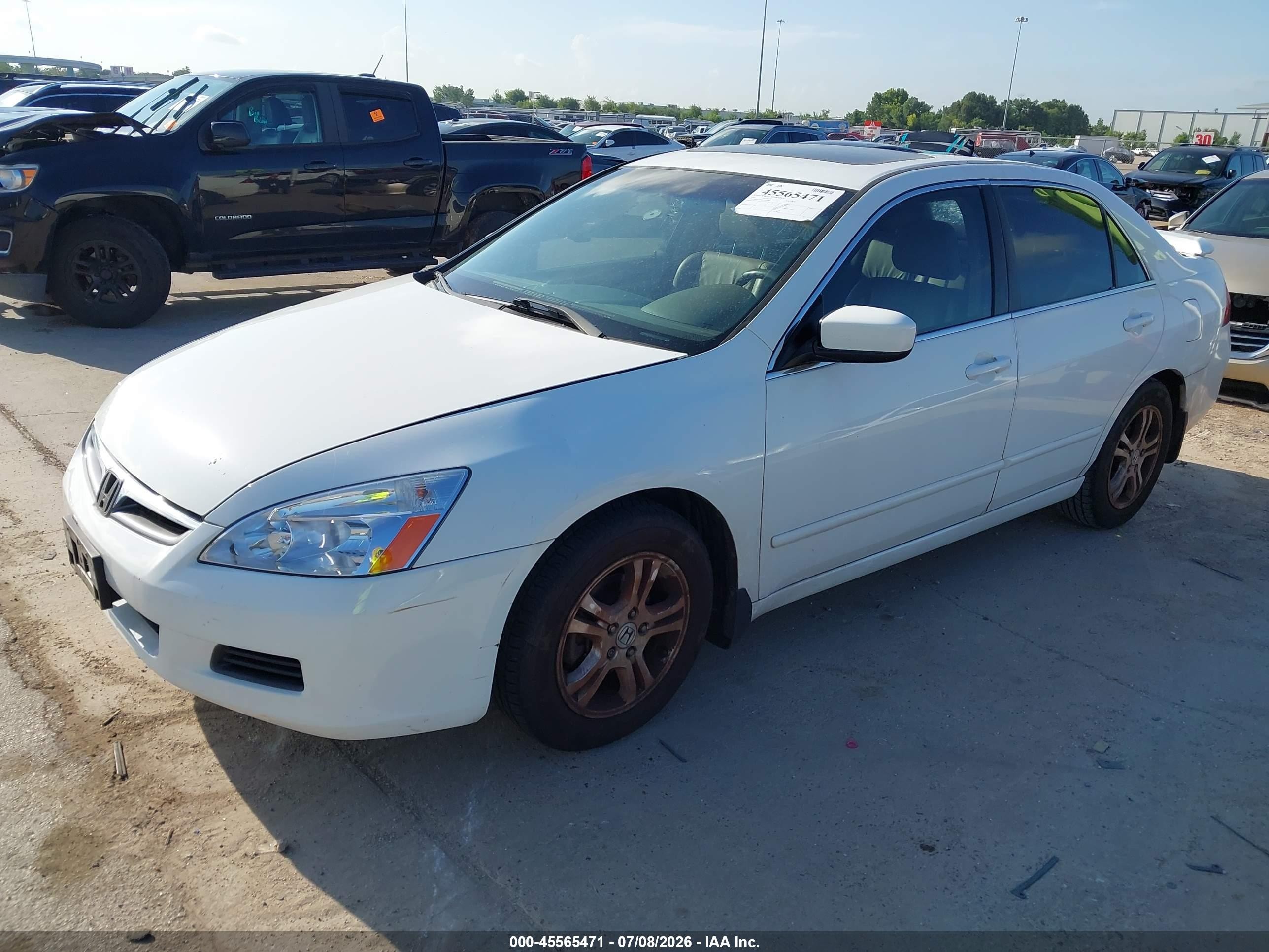 2007 Honda Accord 2.4 Ex White vin: 1HGCM56877A078289