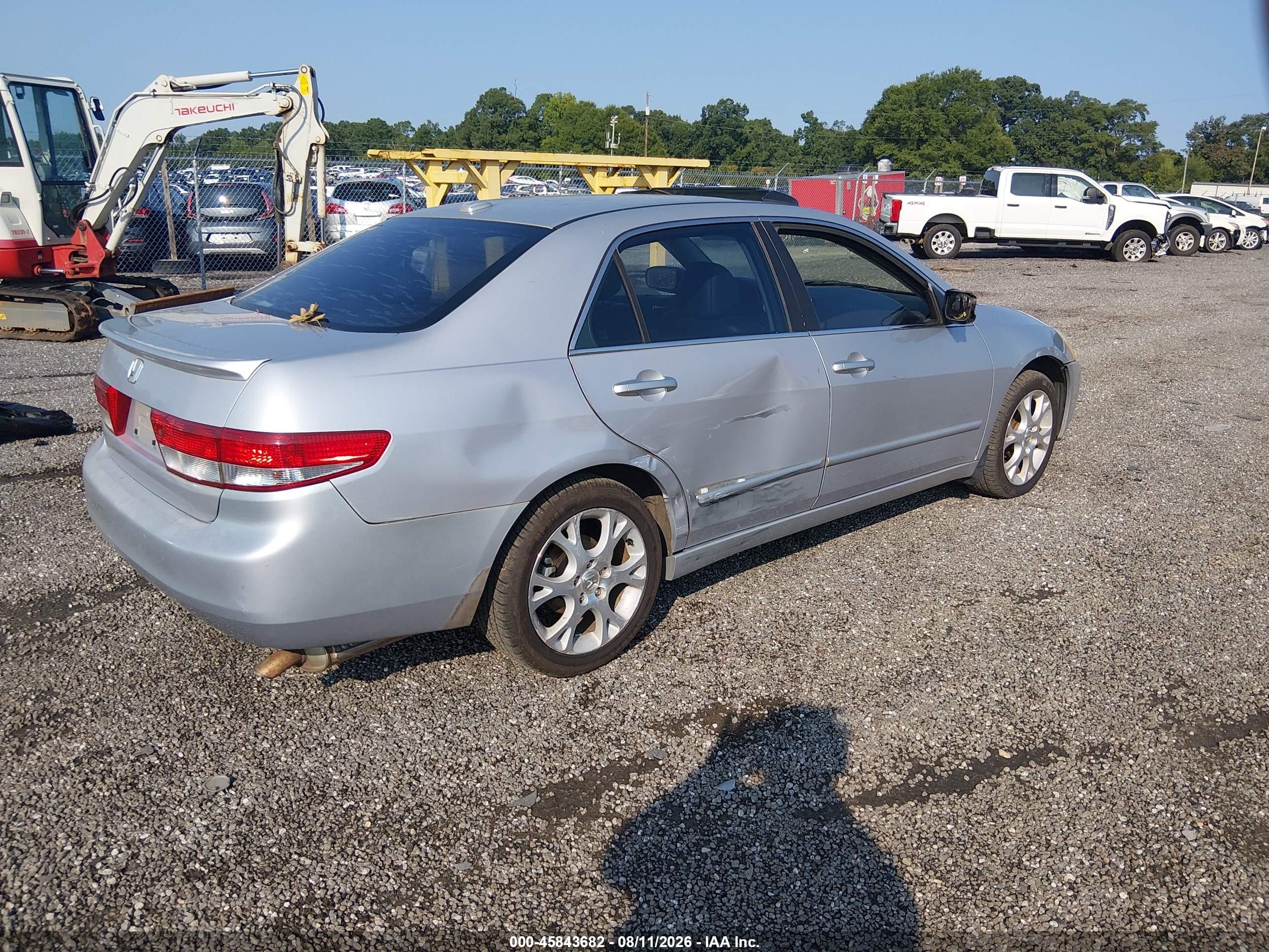 2004 Honda Accord 2.4 Ex Silver vin: 1HGCM56884A035804