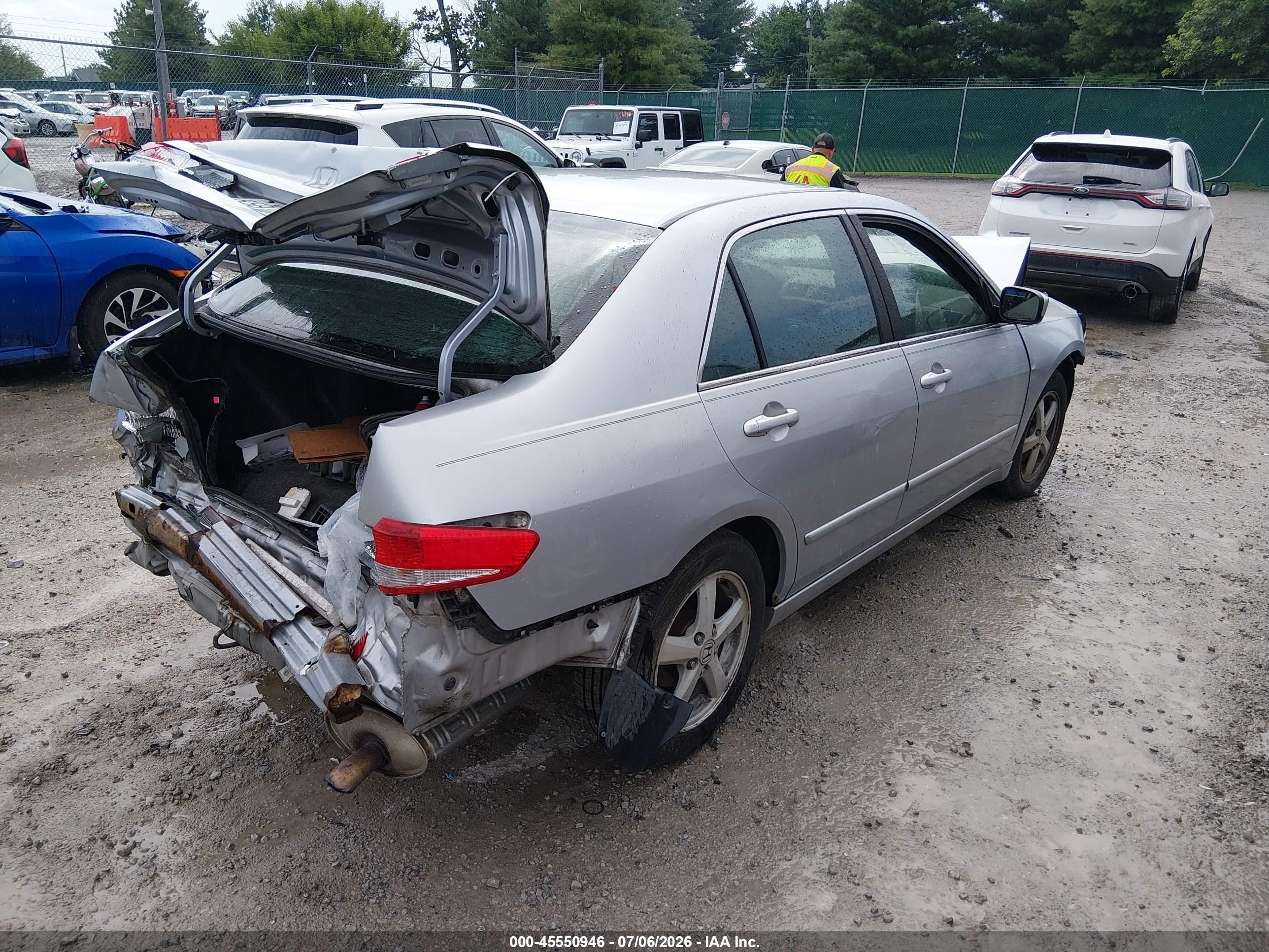 2004 Honda Accord 2.4 Ex Silver vin: 1HGCM56884A162388