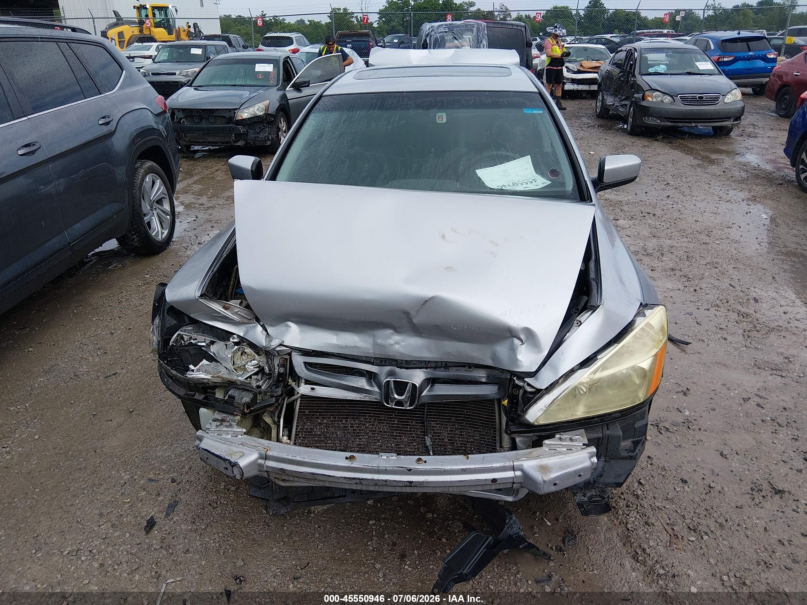 2004 Honda Accord 2.4 Ex Silver vin: 1HGCM56884A162388