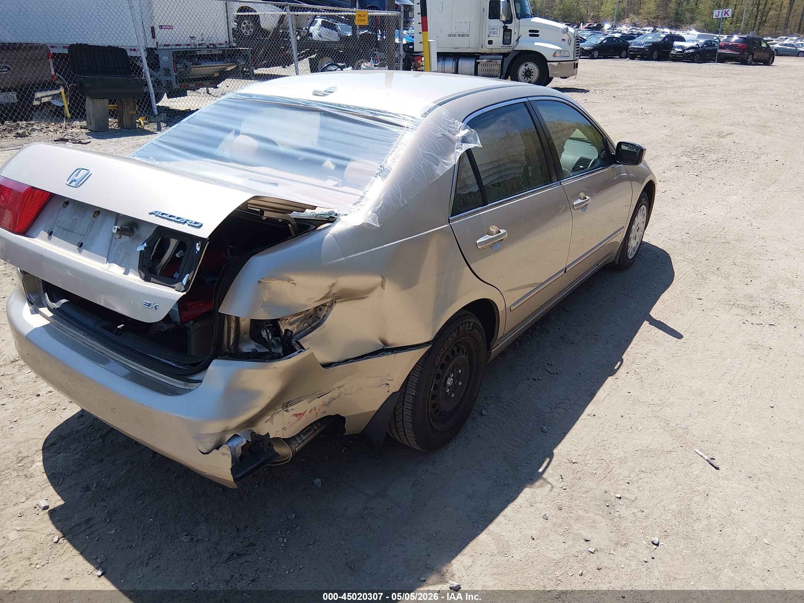 2005 Honda Accord 2.4 Ex Gold vin: 1HGCM56885A022083