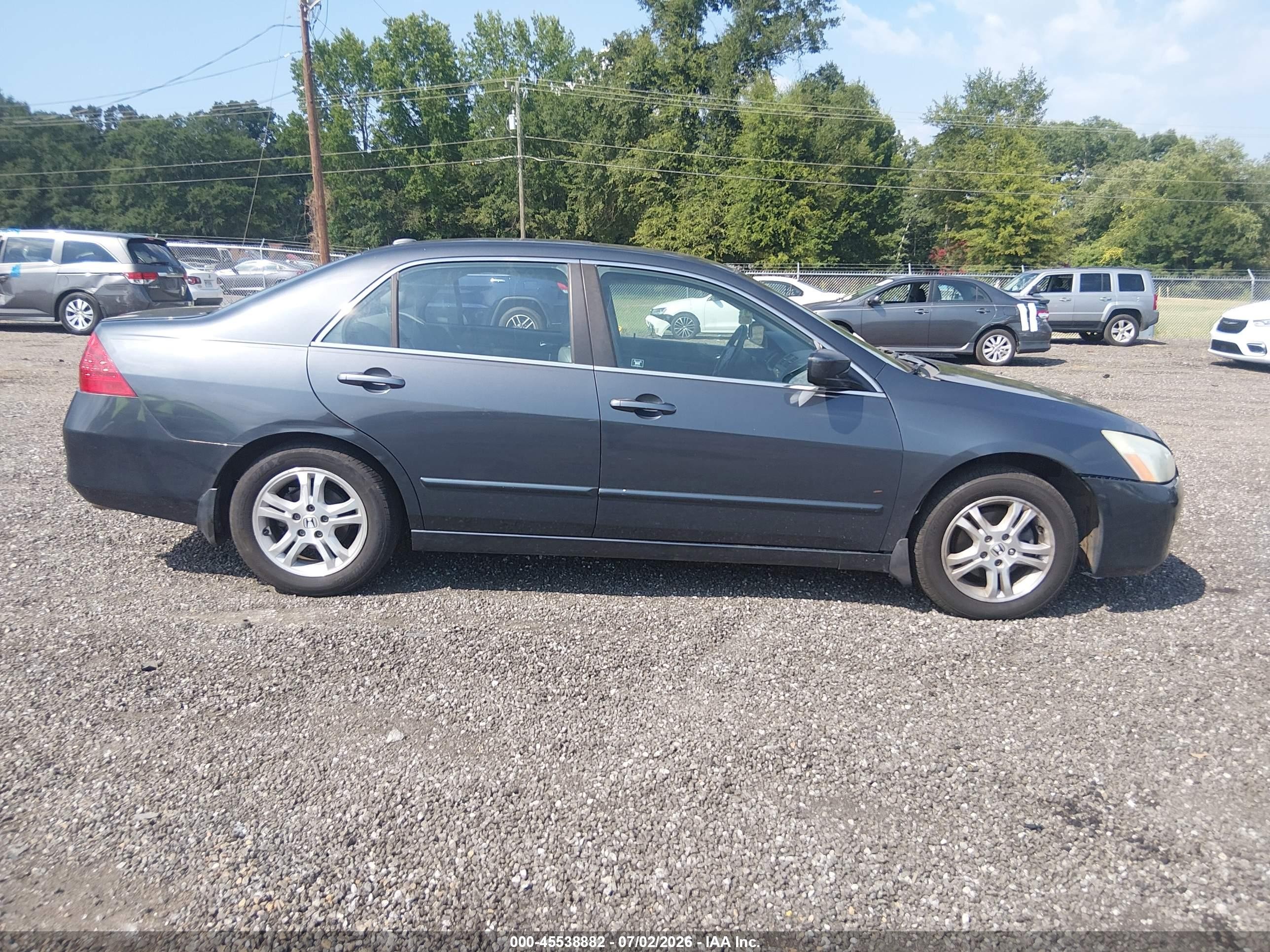2006 Honda Accord 2.4 Ex Серый vin: 1HGCM56886A182661