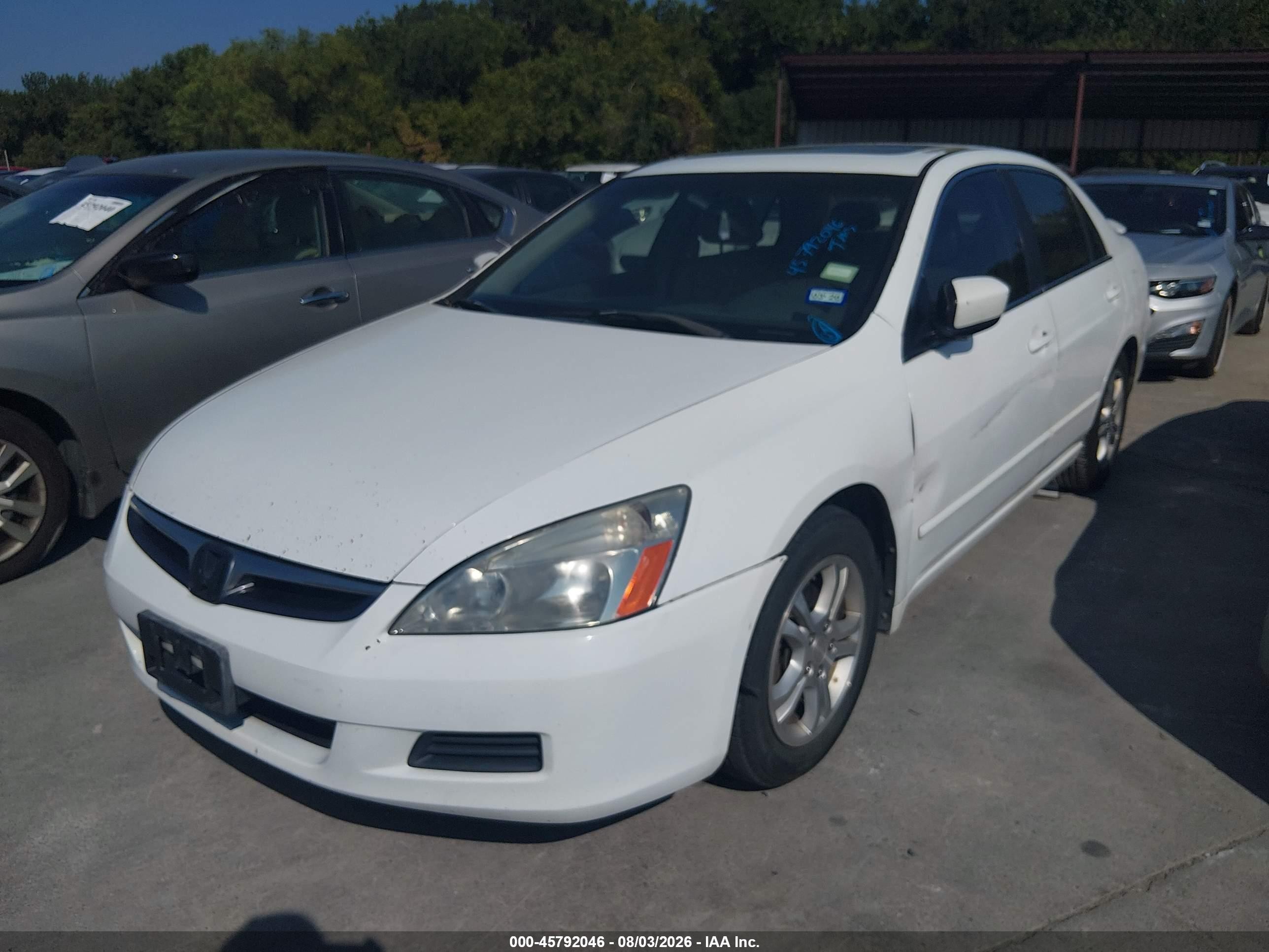 2007 Honda Accord 2.4 Ex White vin: 1HGCM56887A089883