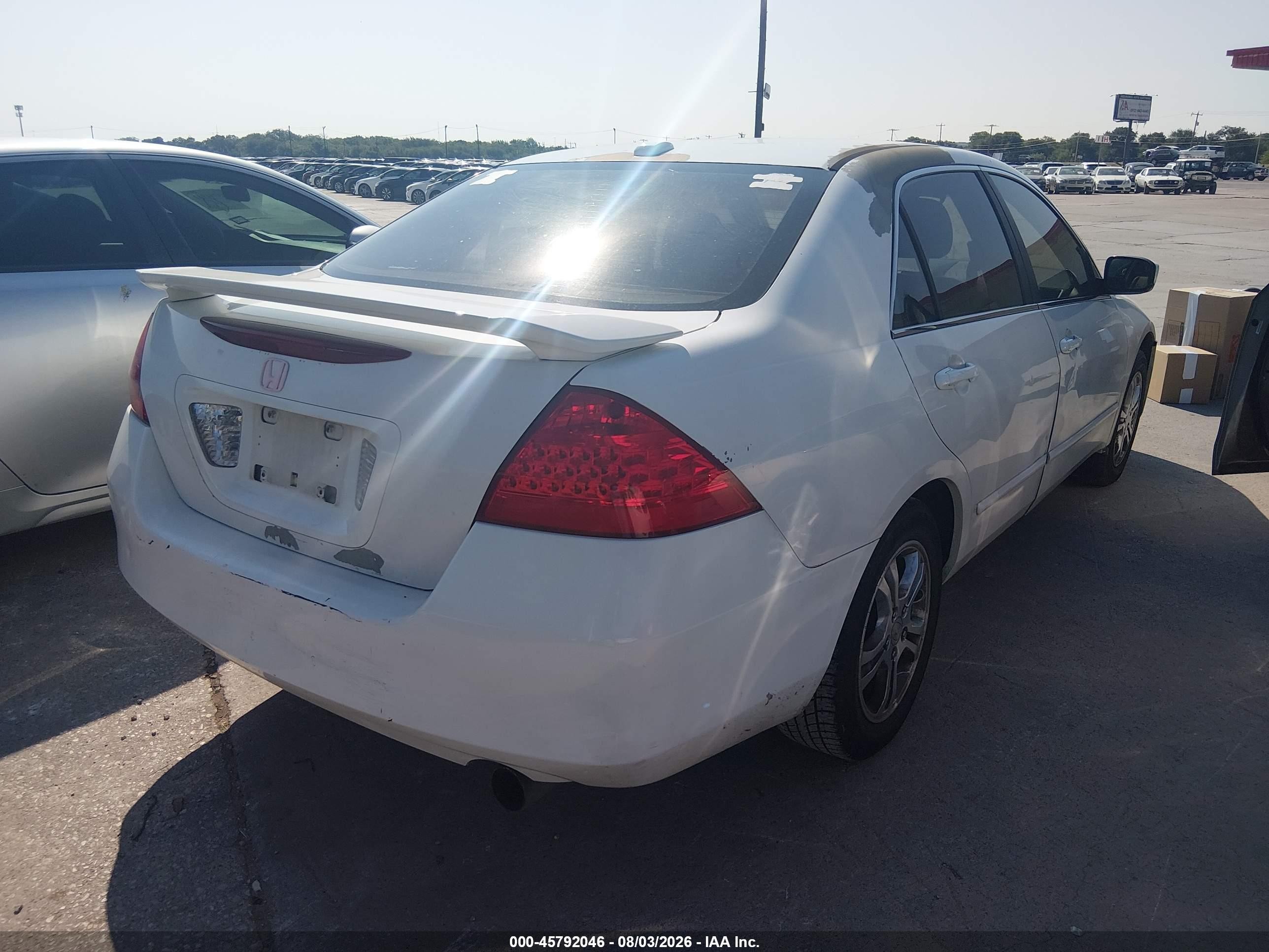 2007 Honda Accord 2.4 Ex White vin: 1HGCM56887A089883