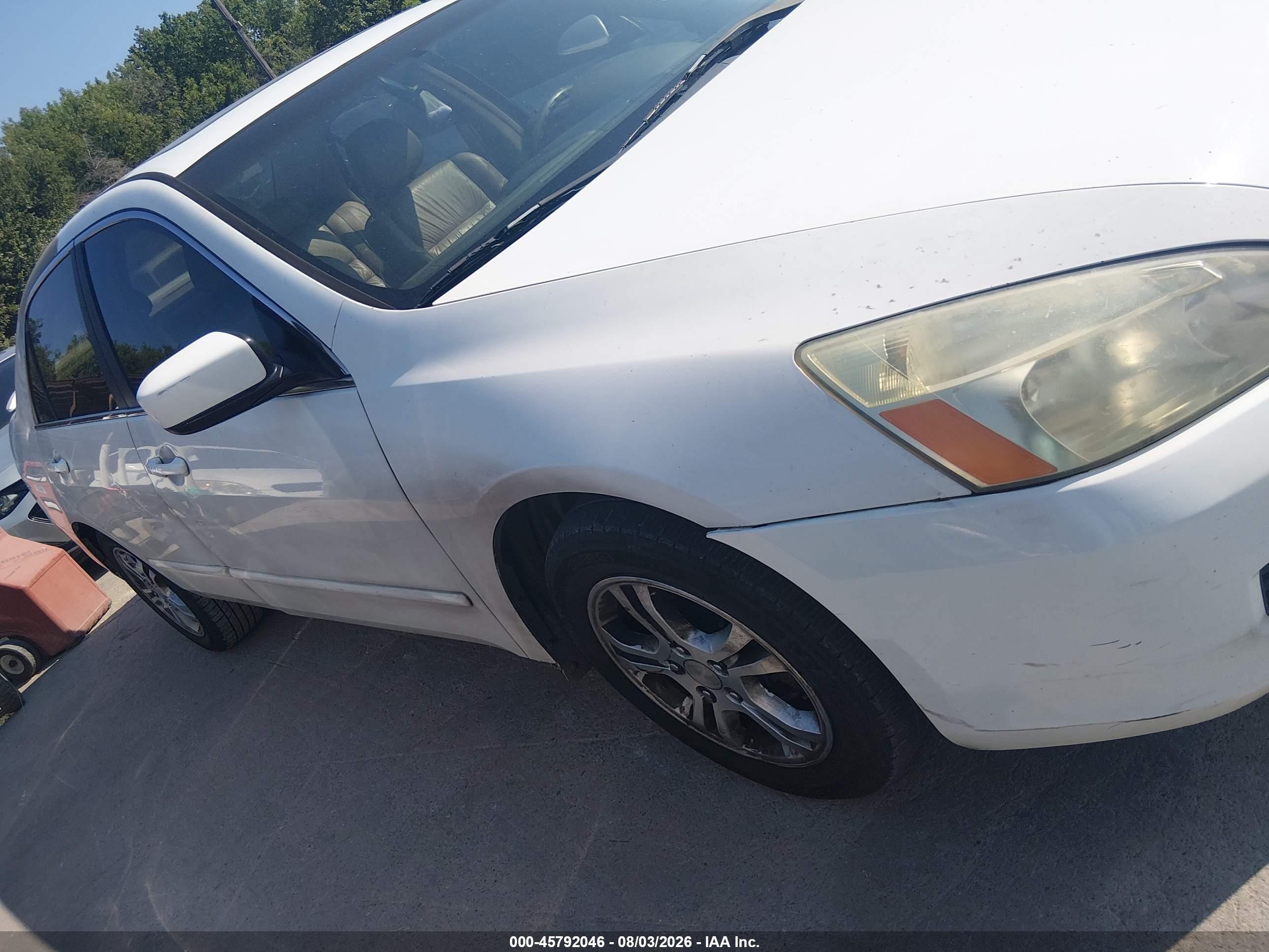 2007 Honda Accord 2.4 Ex White vin: 1HGCM56887A089883