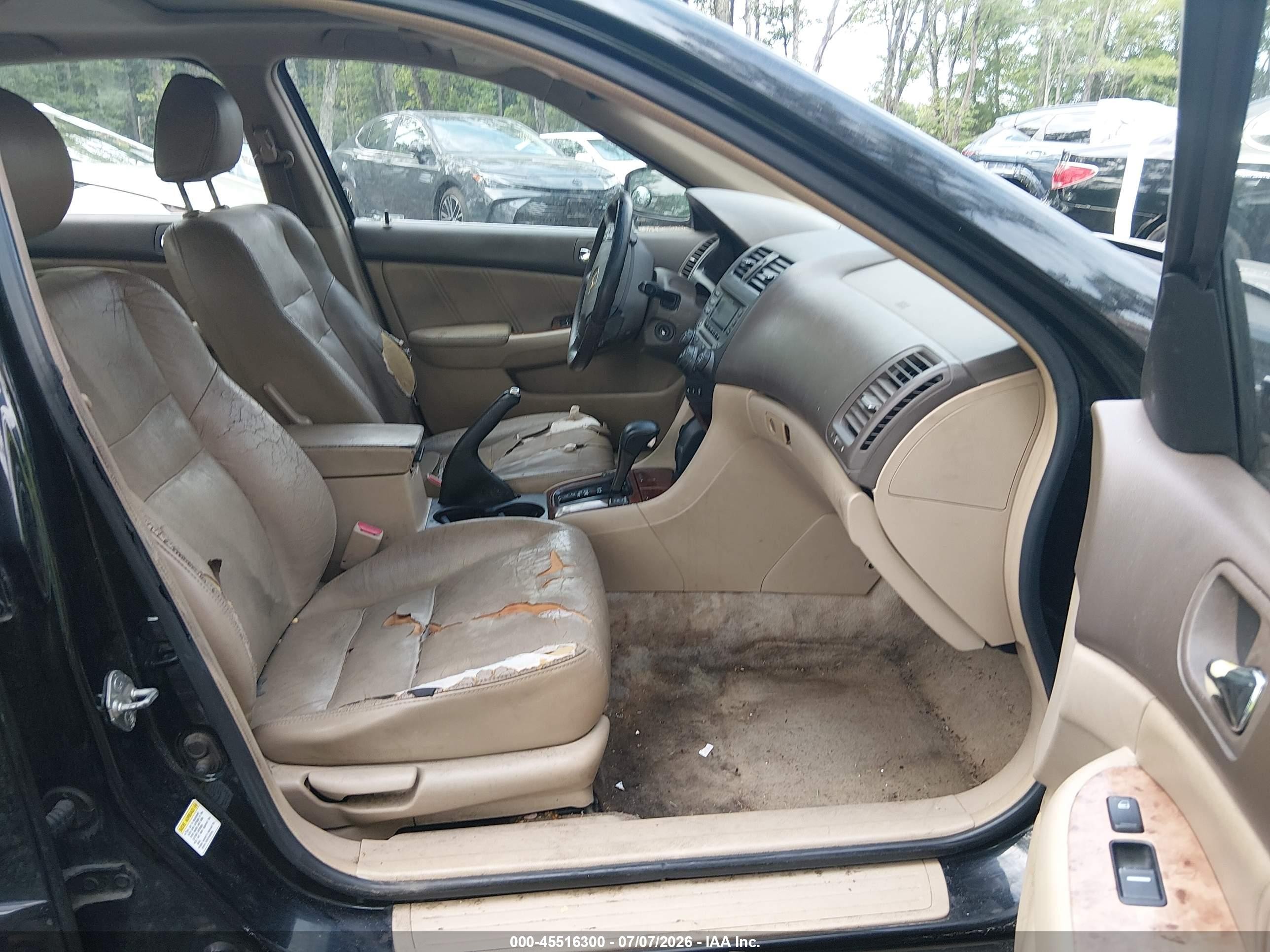 2007 Honda Accord 2.4 Ex Черный vin: 1HGCM56887A136426