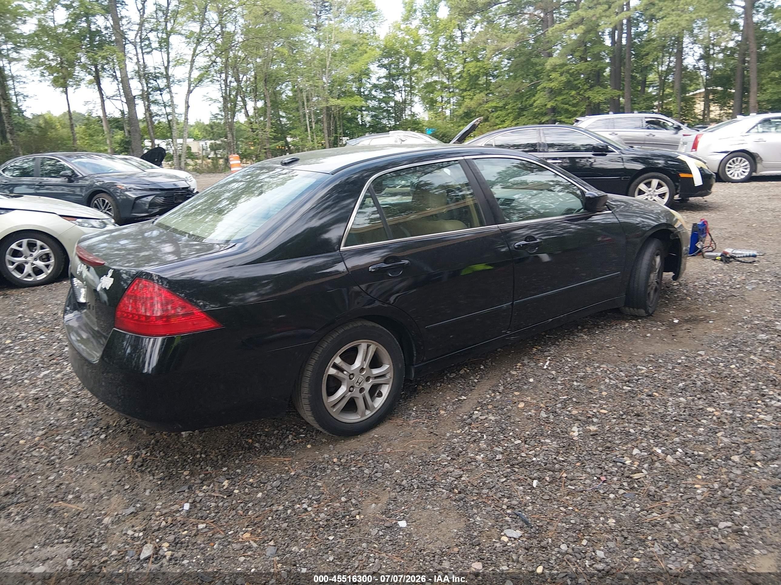 2007 Honda Accord 2.4 Ex Черный vin: 1HGCM56887A136426