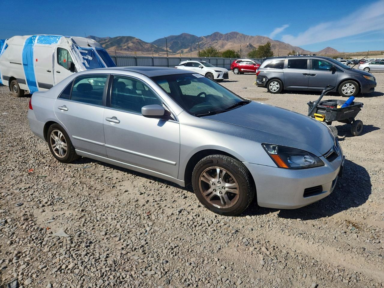 2007 Honda Accord Ex Серебряный vin: 1HGCM56887A140735