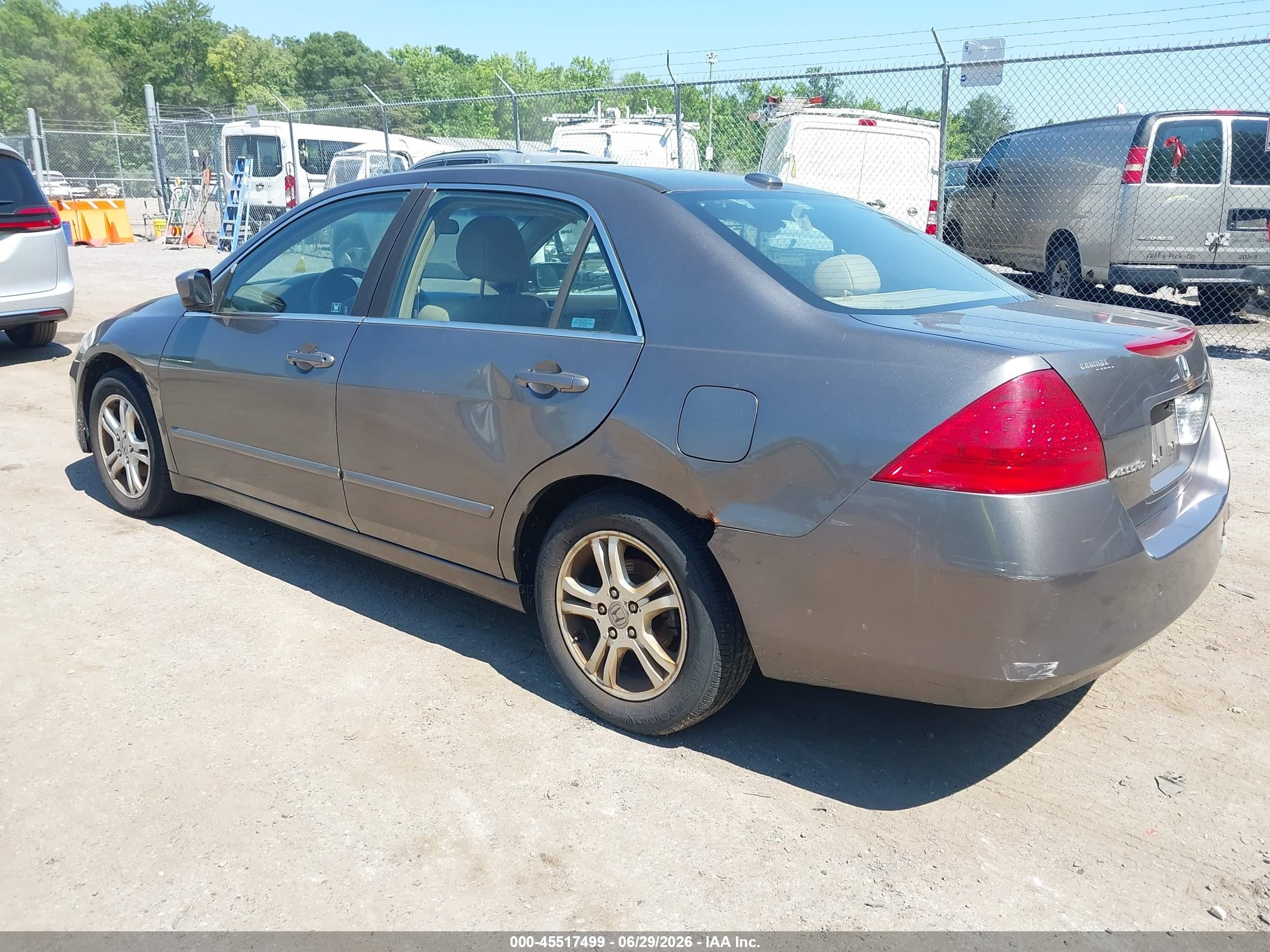 2007 Honda Accord 2.4 Ex Gray vin: 1HGCM56887A144252