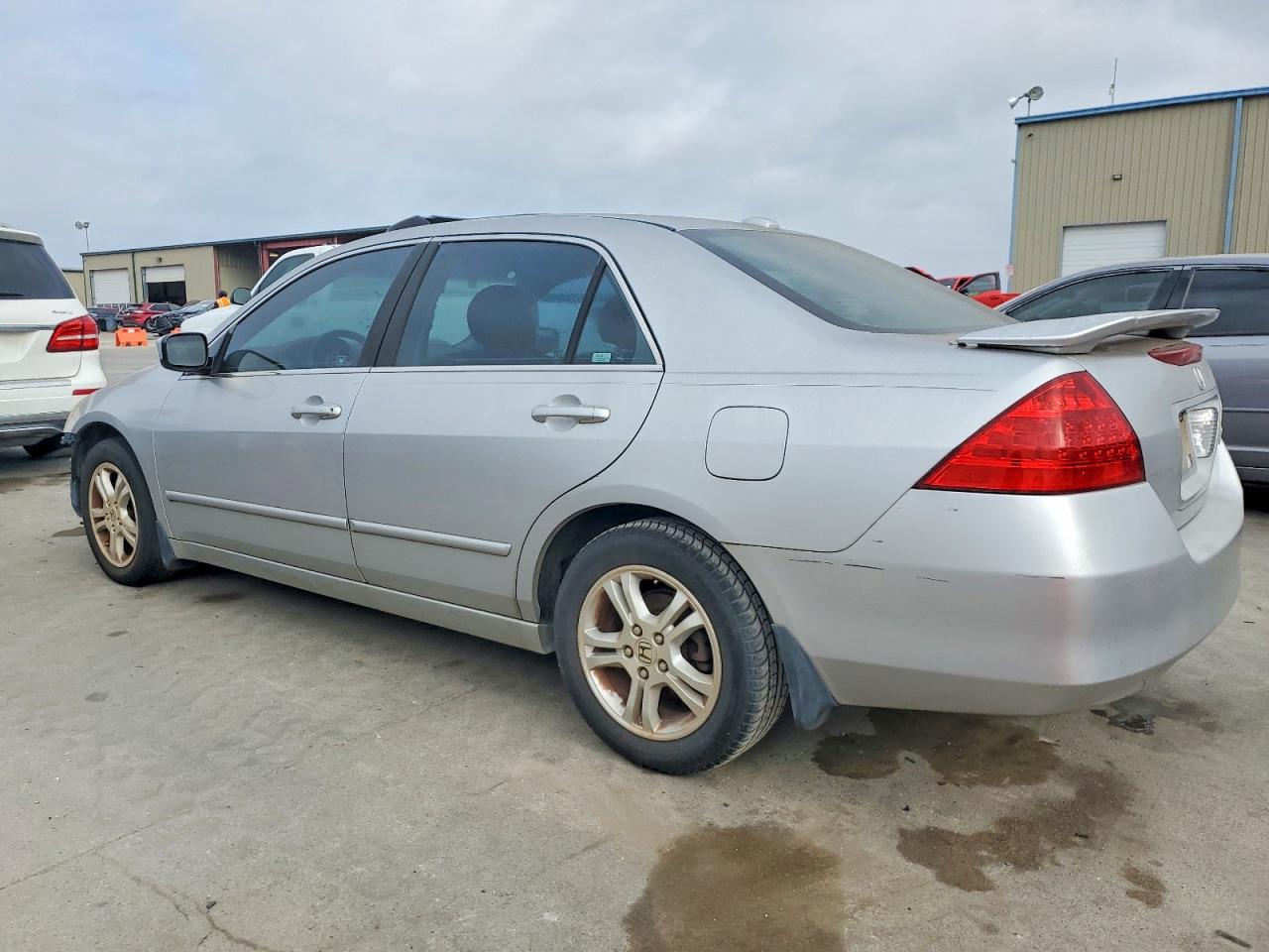 2007 Honda Accord Ex Silver vin: 1HGCM56887A172682
