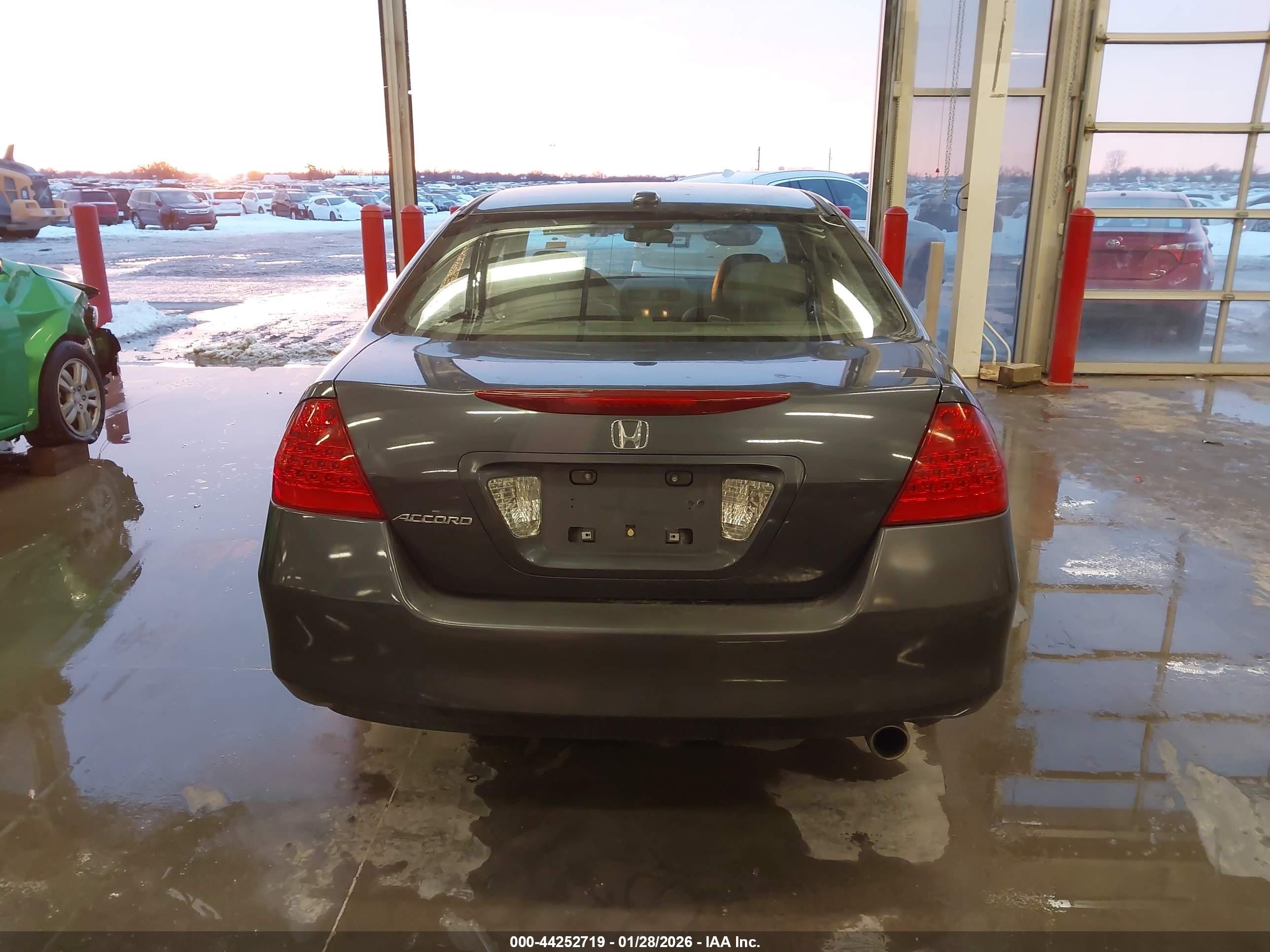 2007 Honda Accord 2.4 Ex Gray vin: 1HGCM56887A208077