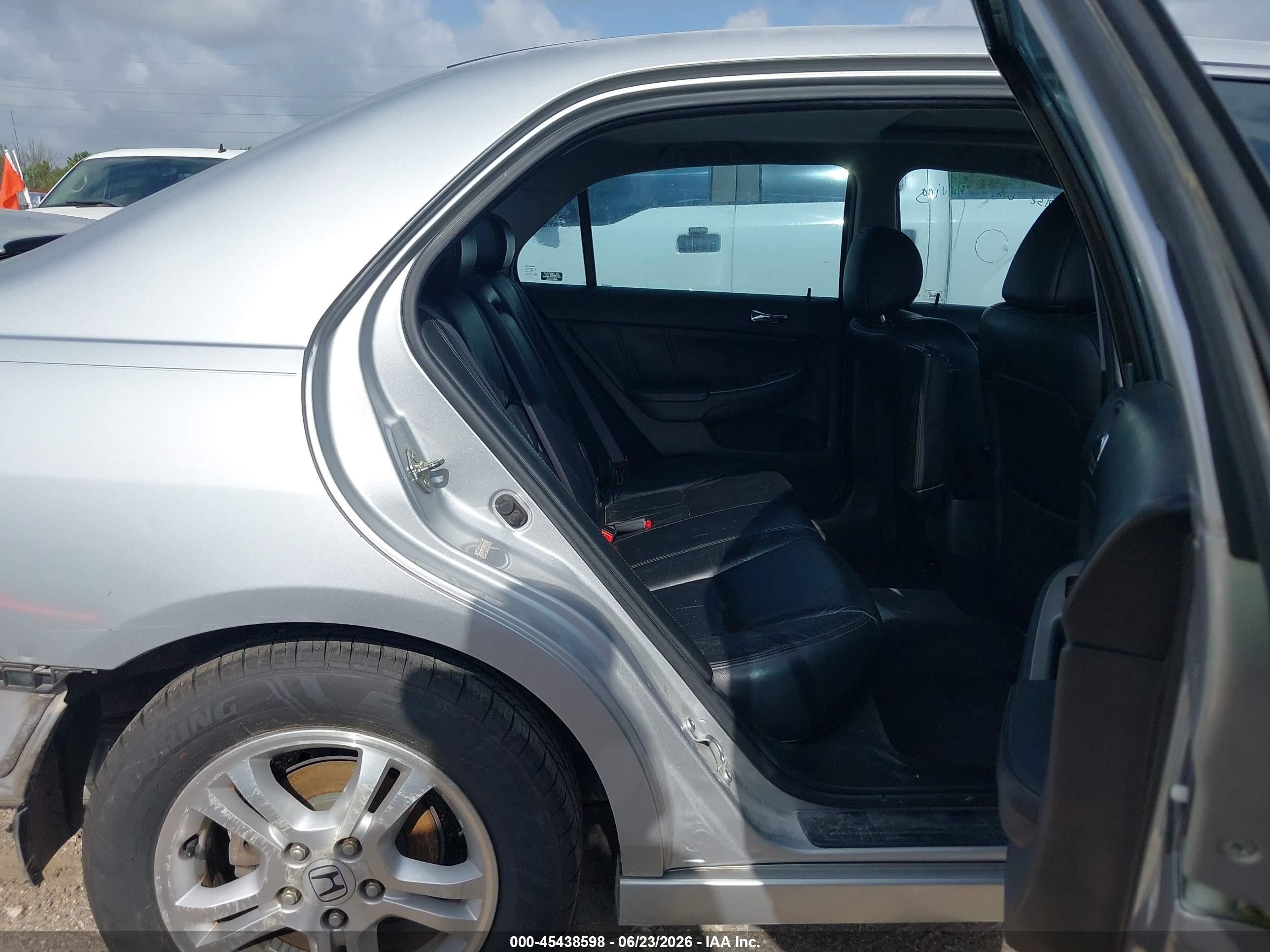 2007 Honda Accord 2.4 Ex Silver vin: 1HGCM56887A213649
