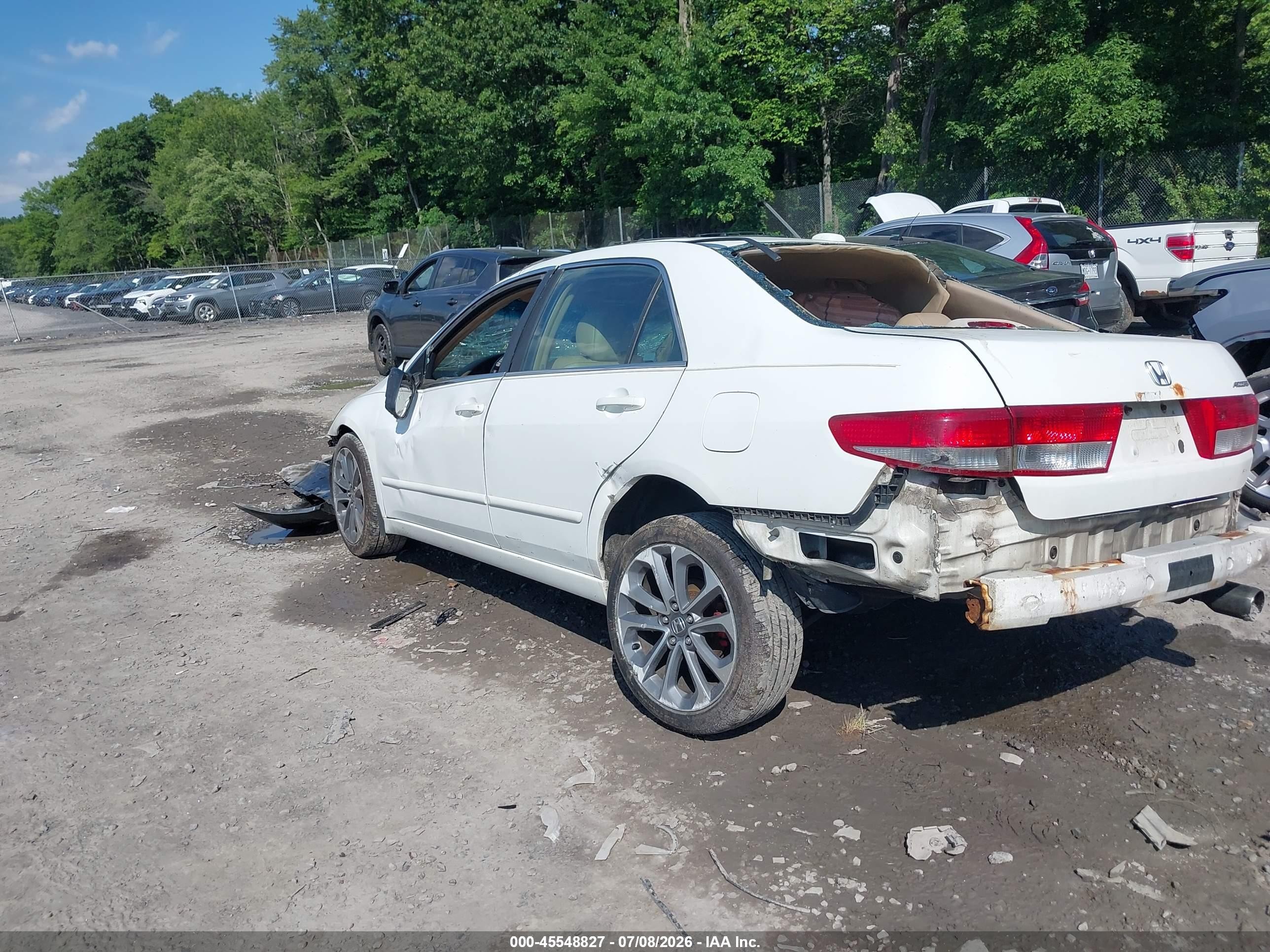 2004 Honda Accord 2.4 Ex White vin: 1HGCM56894A111949
