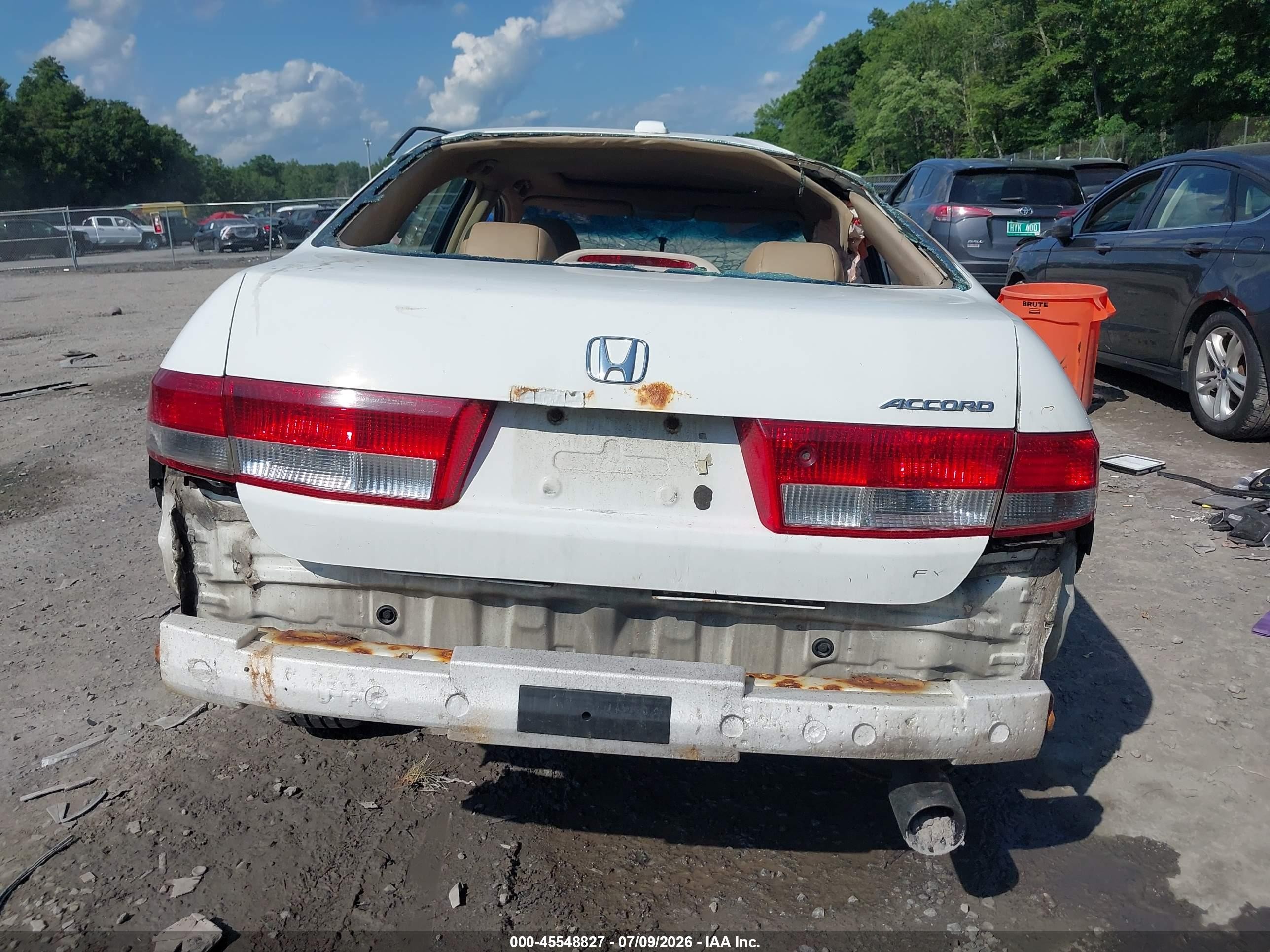 2004 Honda Accord 2.4 Ex White vin: 1HGCM56894A111949