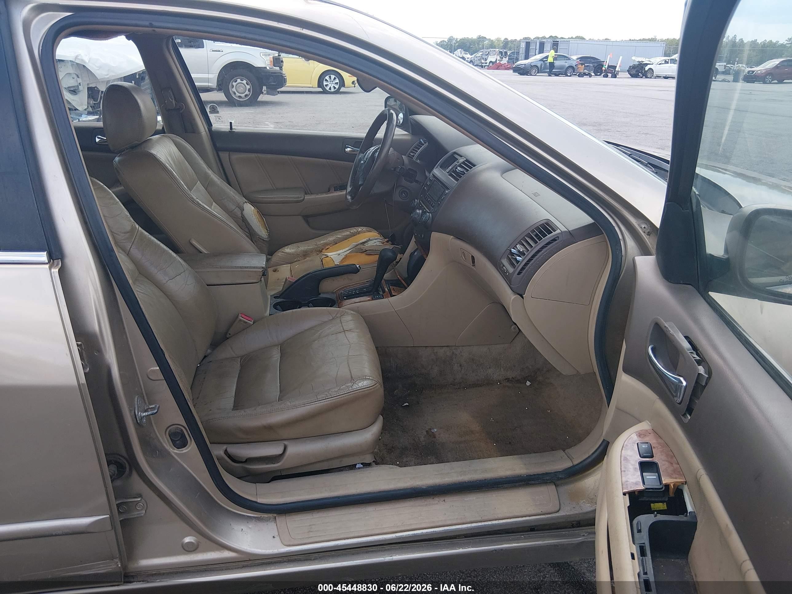 2005 Honda Accord 2.4 Ex Gold vin: 1HGCM56895A004448