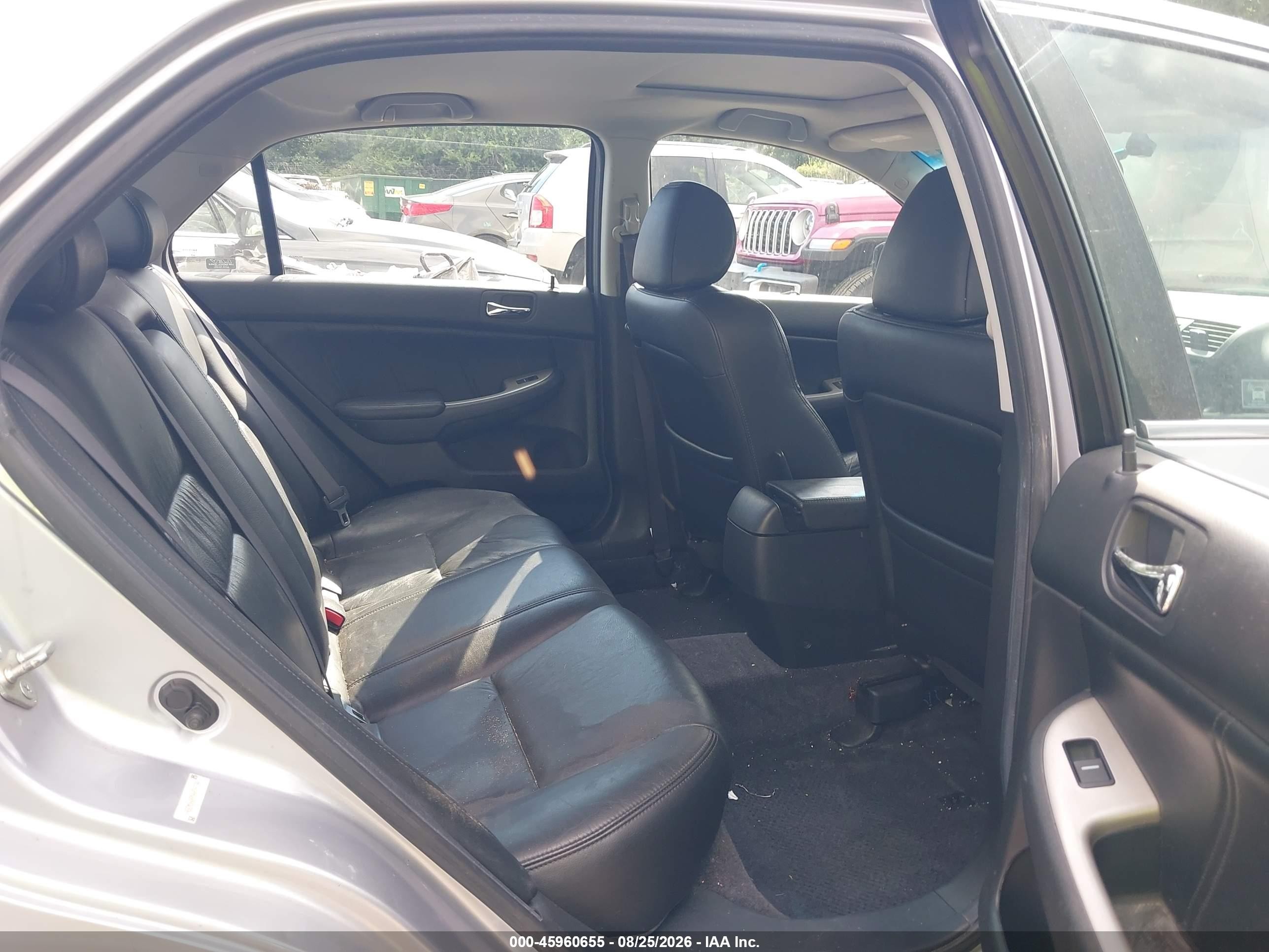 2005 Honda Accord 2.4 Ex Silver vin: 1HGCM56895A039734