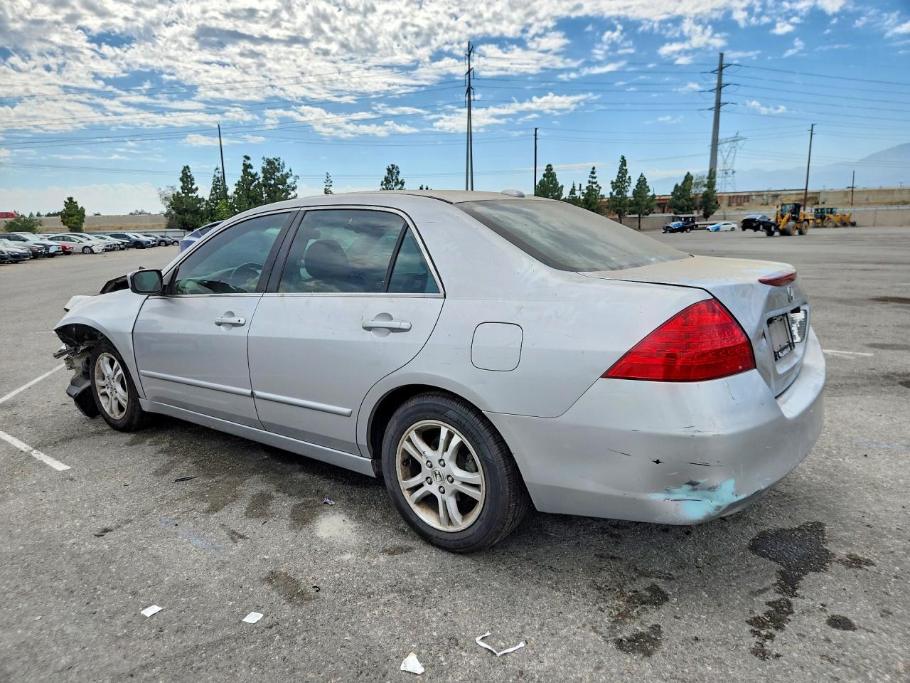 2007 Honda Accord Ex Silver vin: 1HGCM56897A032950