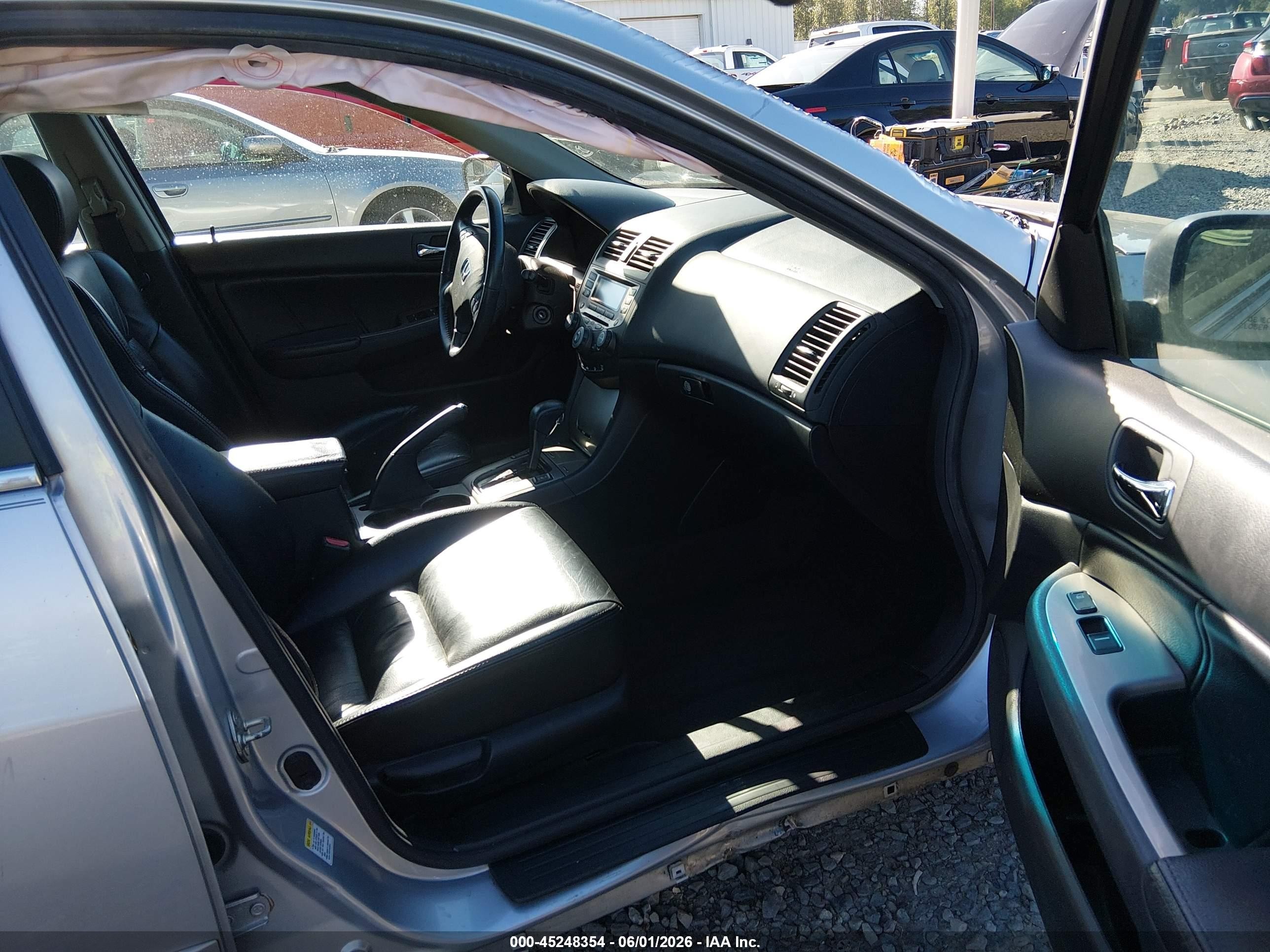 2007 Honda Accord 2.4 Ex Silver vin: 1HGCM56897A067651
