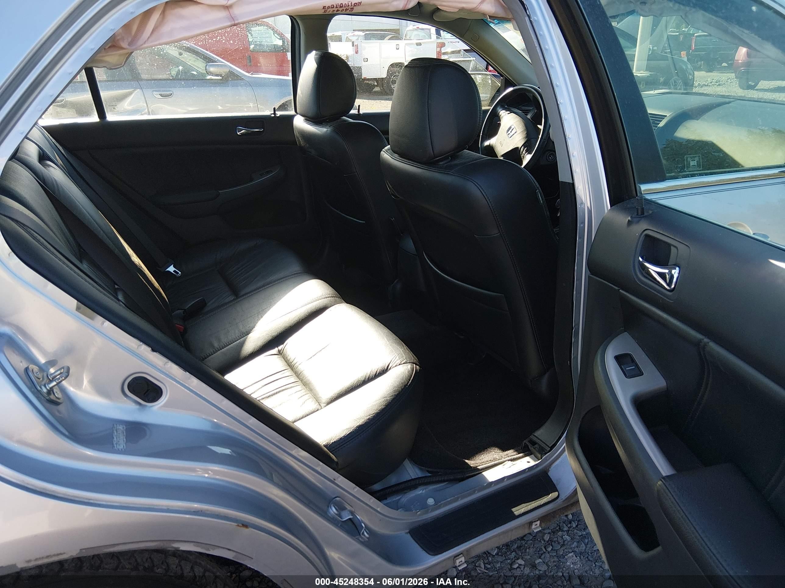2007 Honda Accord 2.4 Ex Silver vin: 1HGCM56897A067651