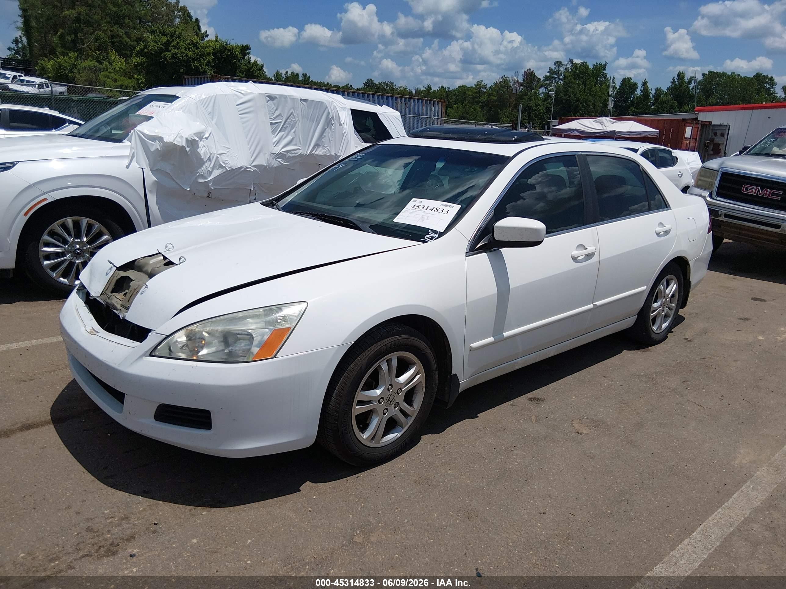 2007 Honda Accord 2.4 Ex White vin: 1HGCM56897A111793