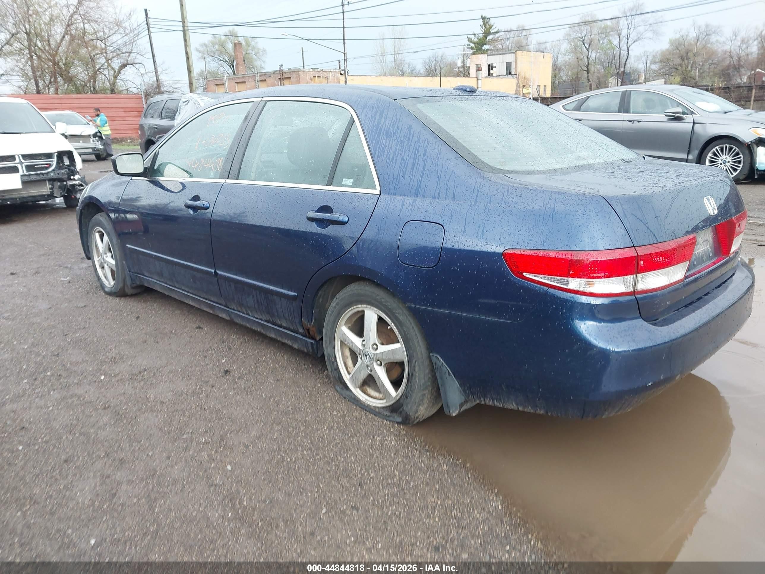 2004 Honda Accord 2.4 Ex Blue vin: 1HGCM568X4A030765