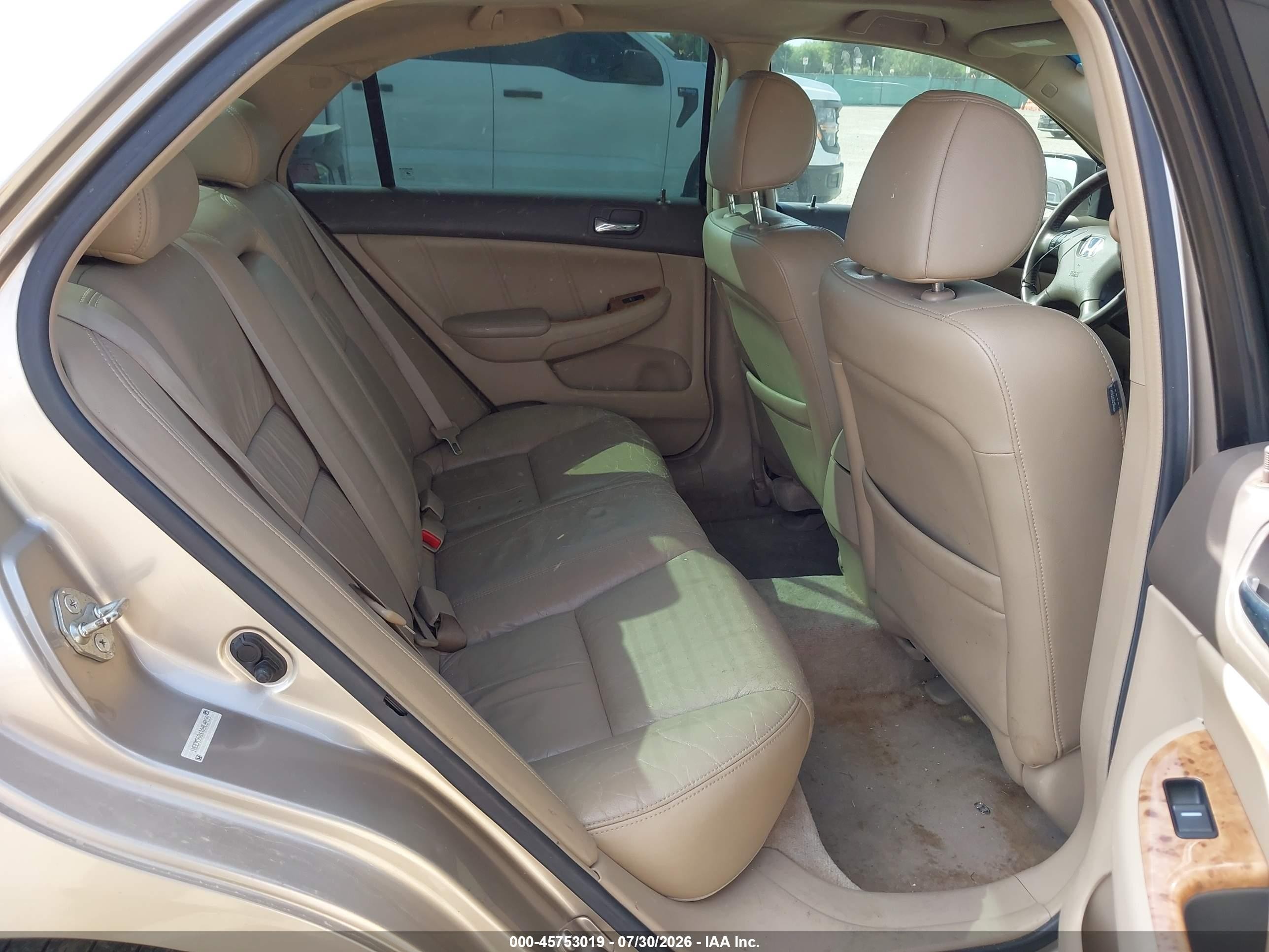 2004 Honda Accord 2.4 Ex Gold vin: 1HGCM568X4A060459