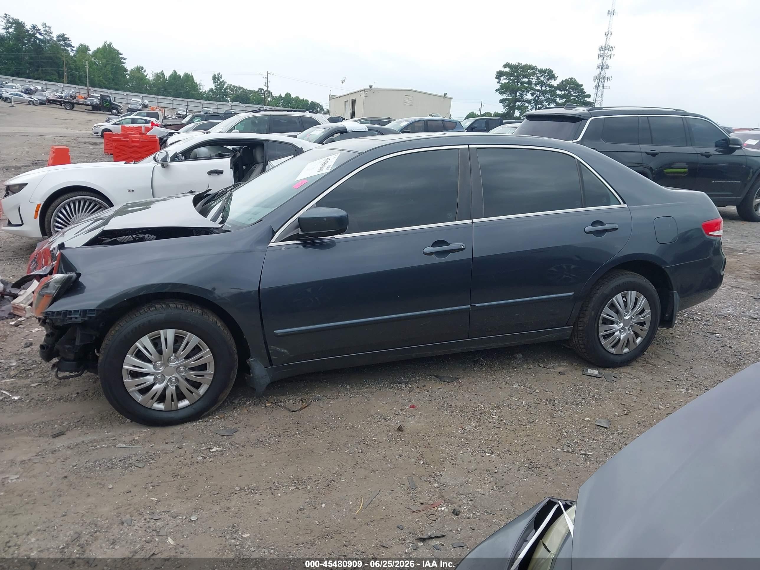 2004 Honda Accord 2.4 Ex Серый vin: 1HGCM568X4A108753