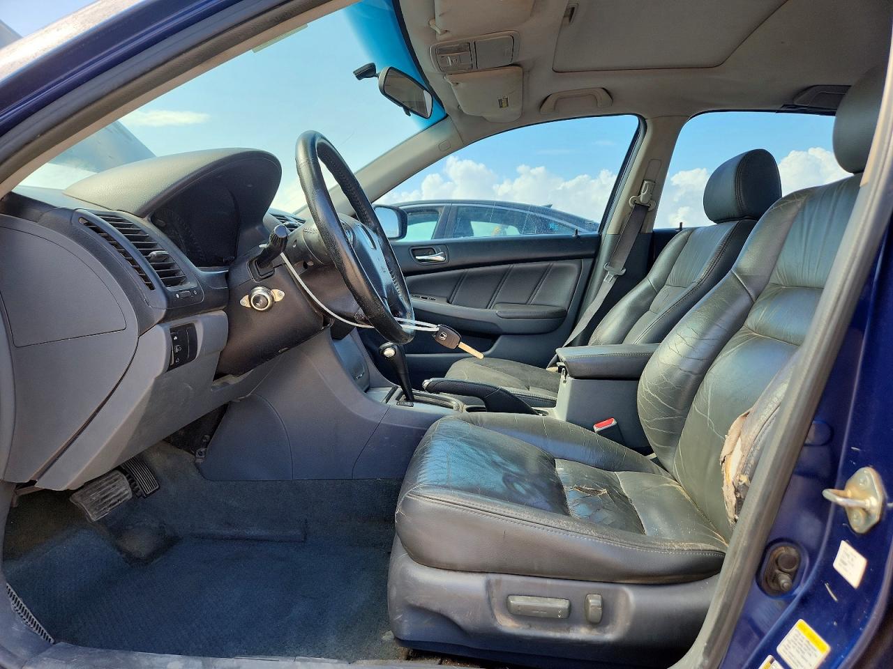 2004 Honda Accord Ex Blue vin: 1HGCM568X4A161064