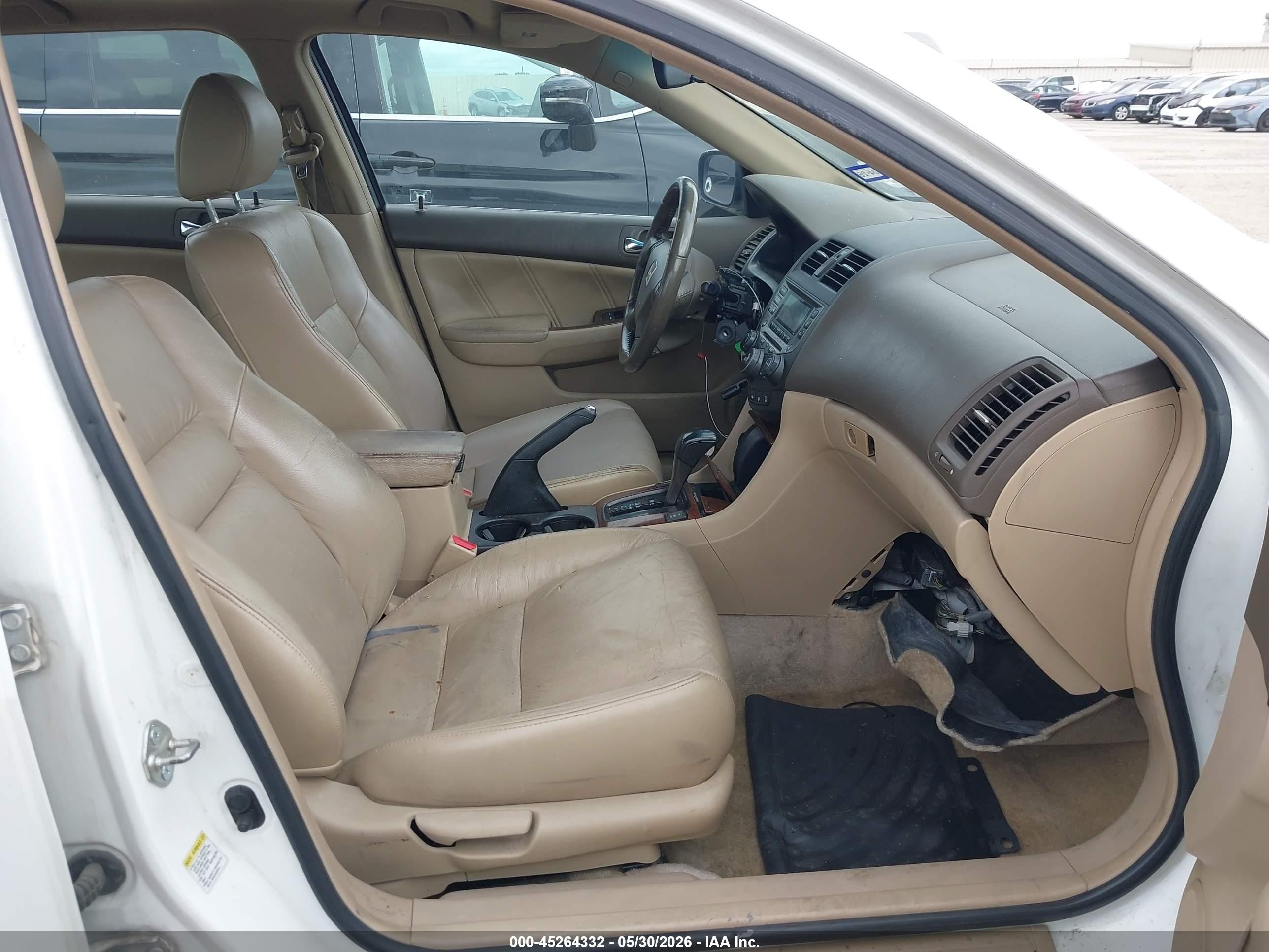 2006 Honda Accord 2.4 Ex White vin: 1HGCM568X6A158233