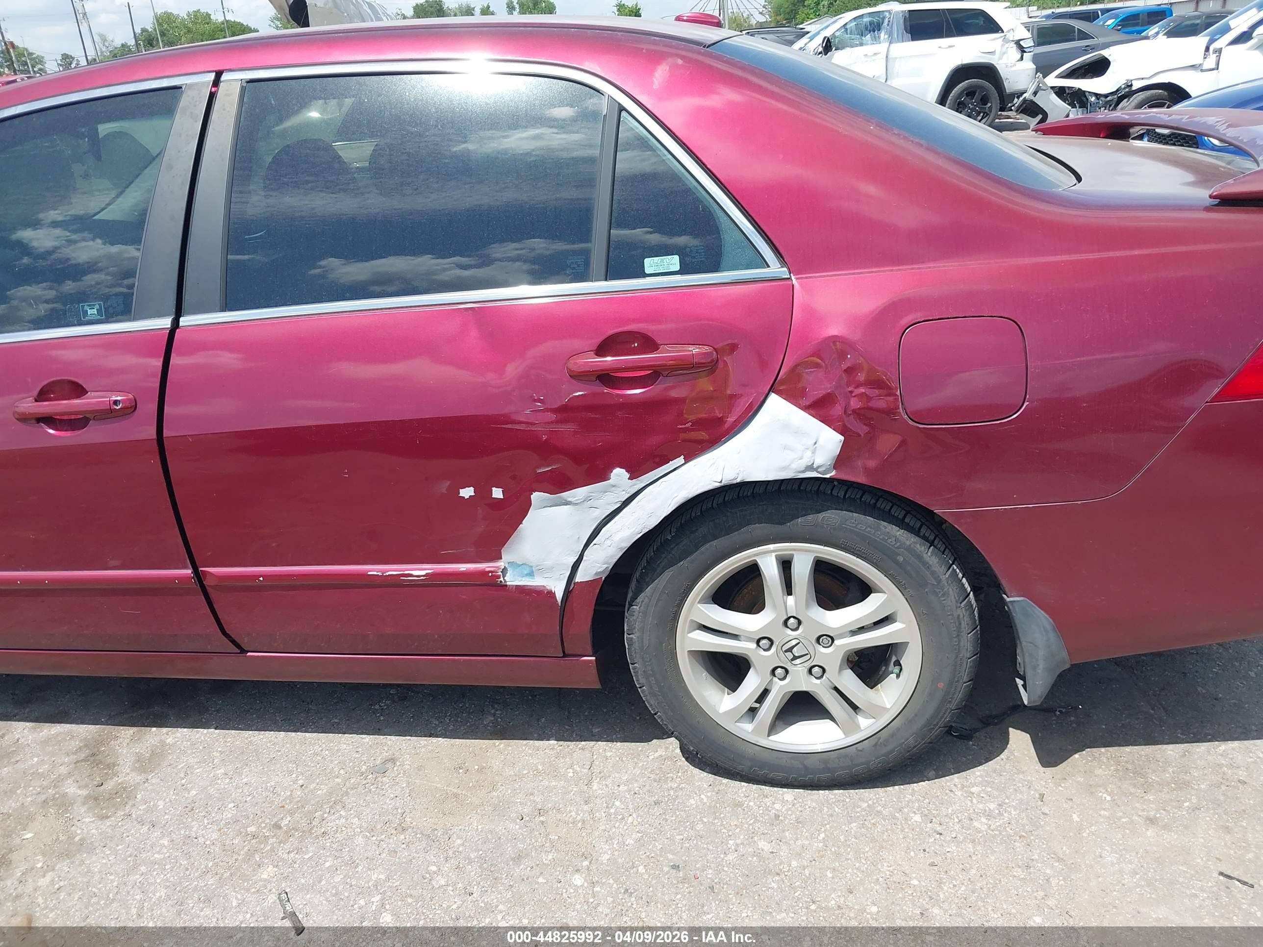 2006 Honda Accord 2.4 Ex Burgundy vin: 1HGCM568X6A162668