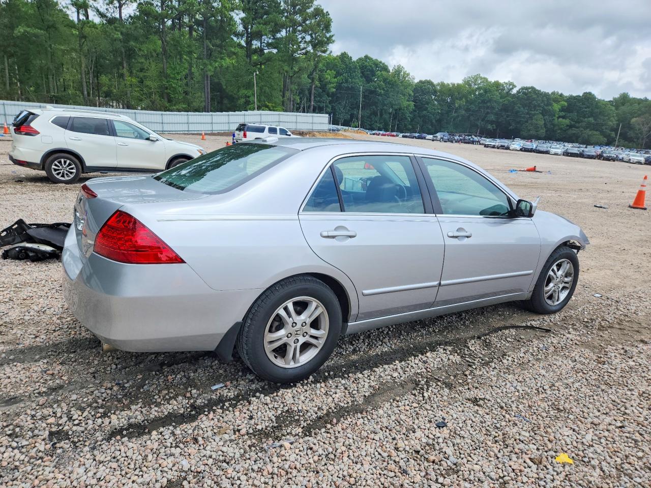 2007 Honda Accord Ex Silver vin: 1HGCM568X7A079176