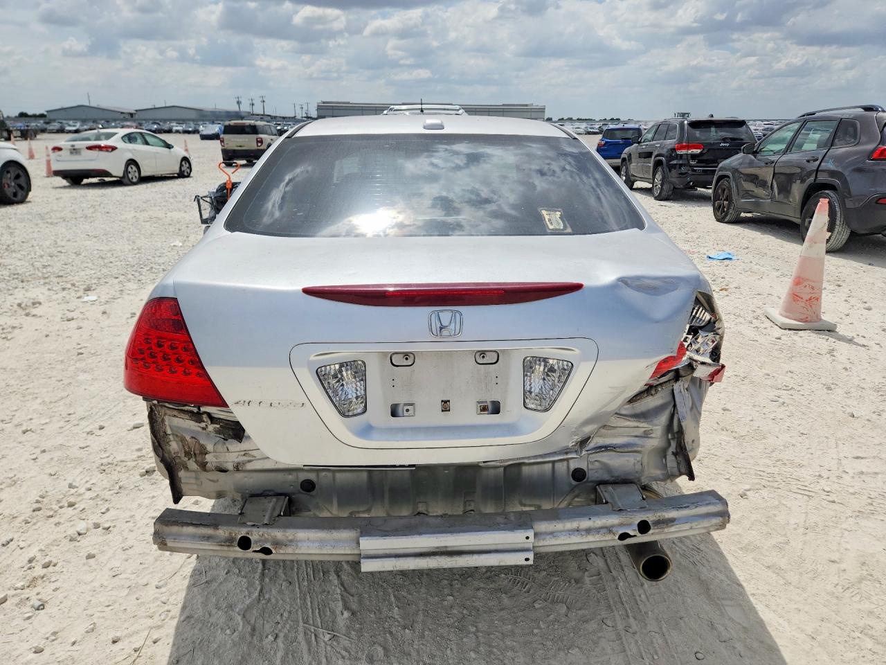 2007 Honda Accord Ex Silver vin: 1HGCM568X7A197311
