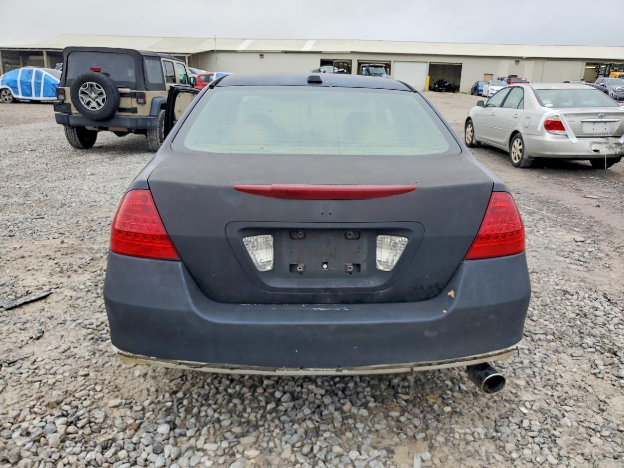 Honda Accord Black vin: 1HGCM65506A011660