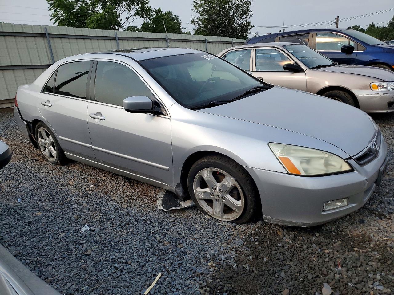 2007 Honda Accord Ex Silver vin: 1HGCM65547A017785