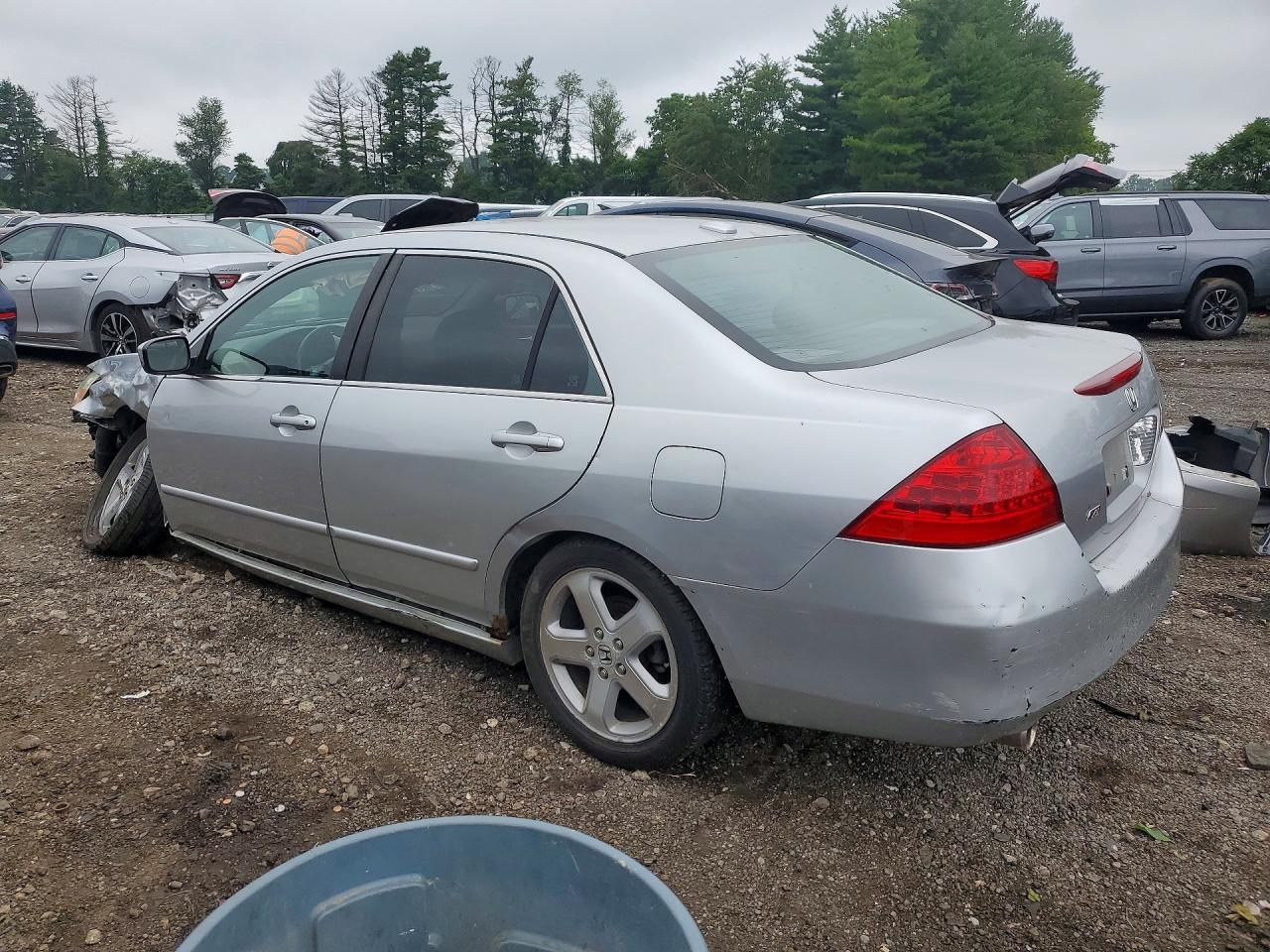 2007 Honda Accord Ex Silver vin: 1HGCM65857A000360