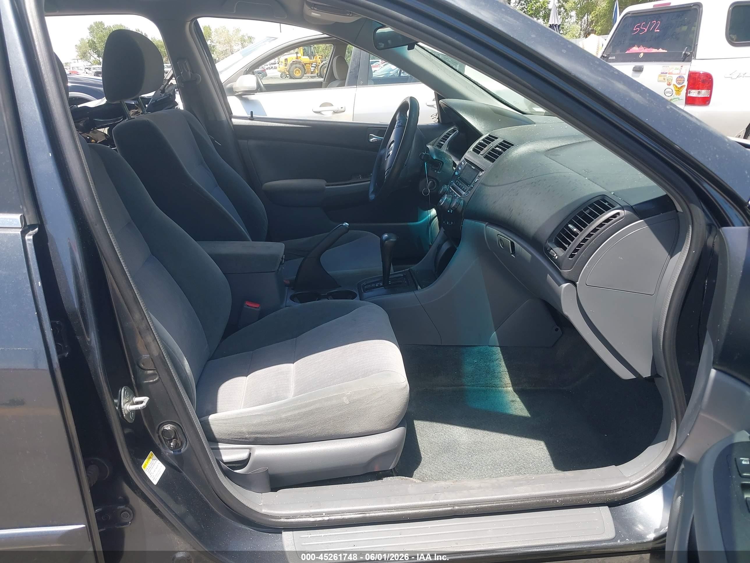 2003 Honda Accord 3.0 Lx Black vin: 1HGCM66313A103837