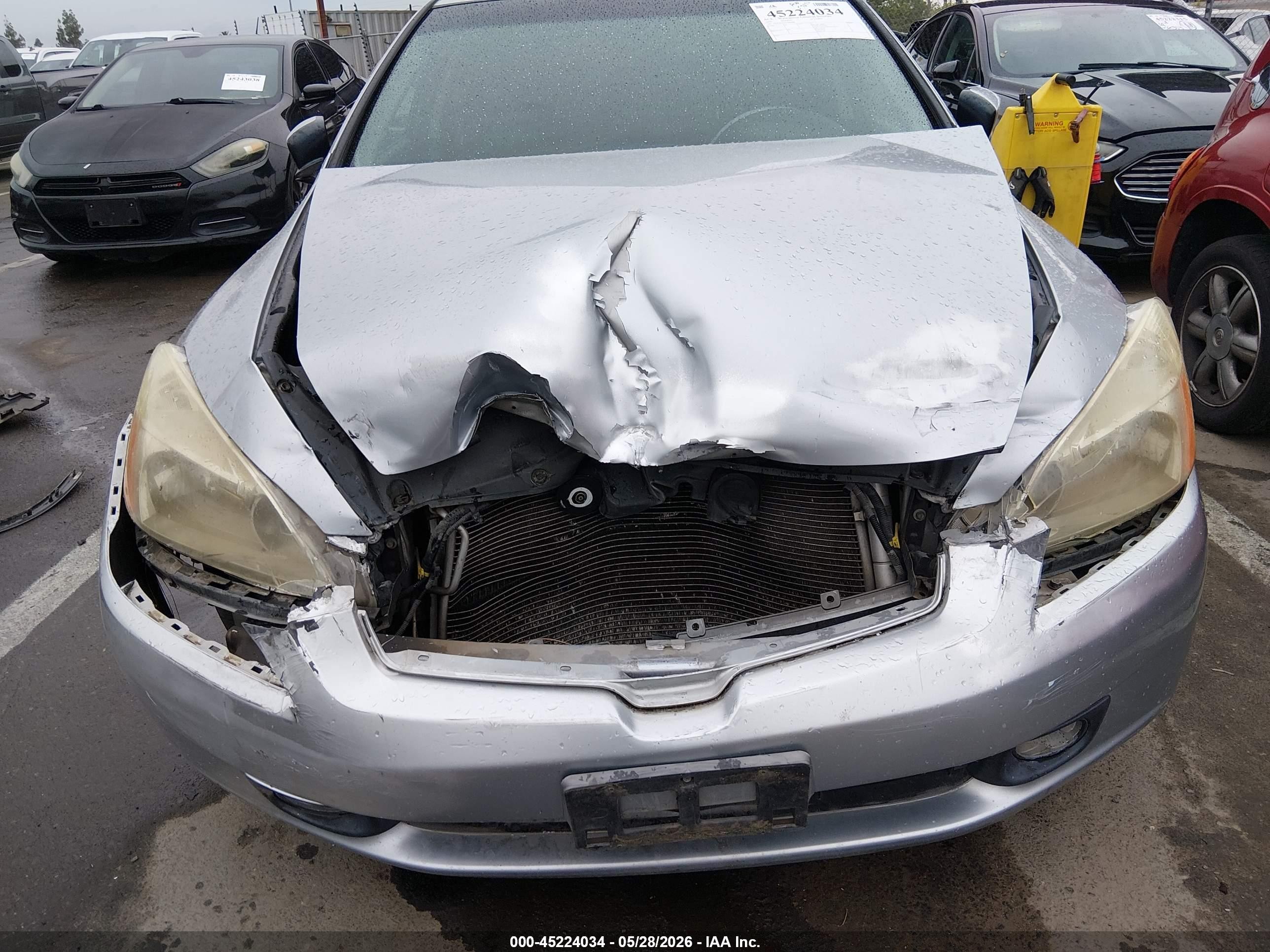 2004 Honda Accord 3.0 Lx Silver vin: 1HGCM66324A083860