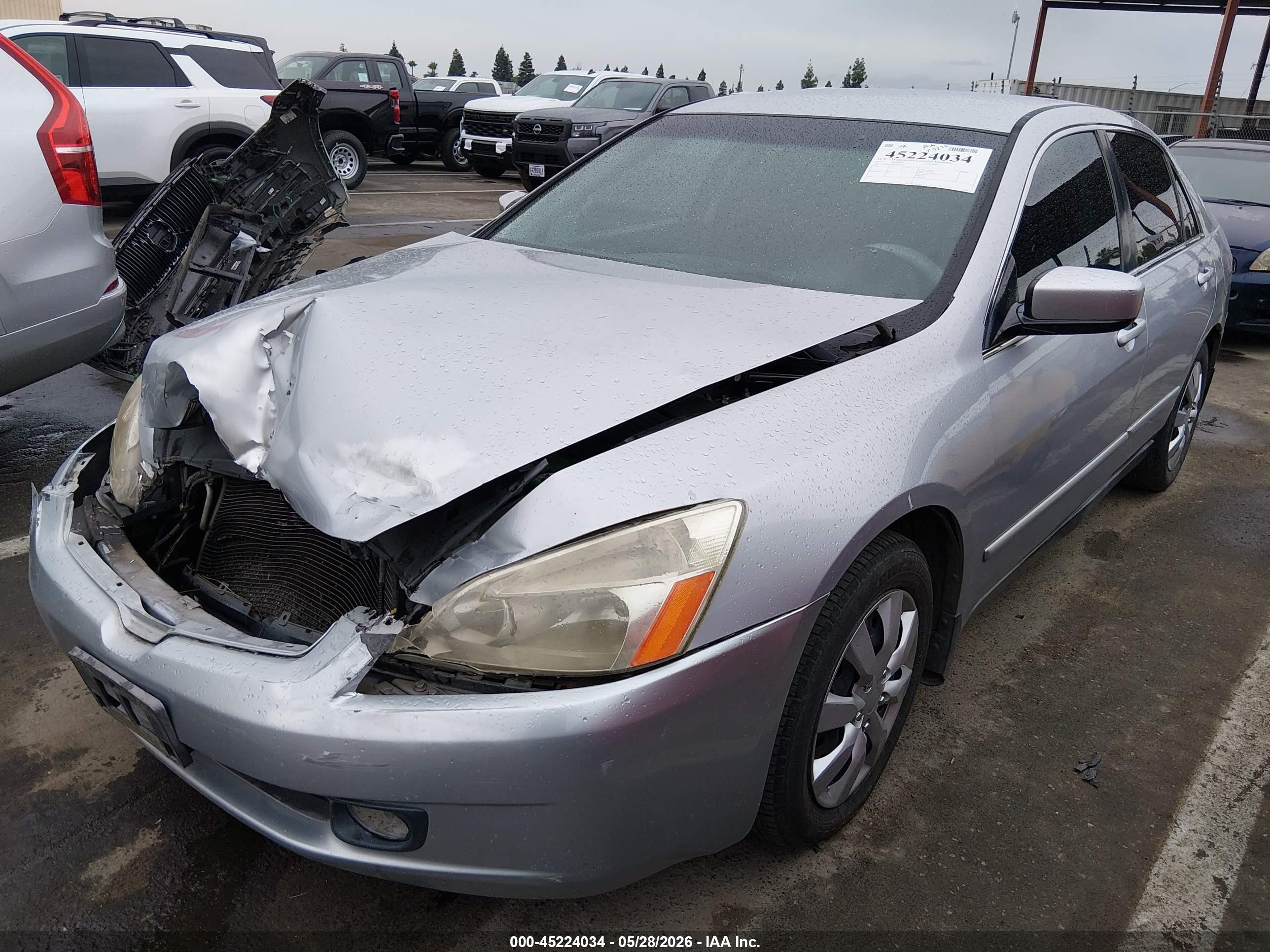 2004 Honda Accord 3.0 Lx Silver vin: 1HGCM66324A083860