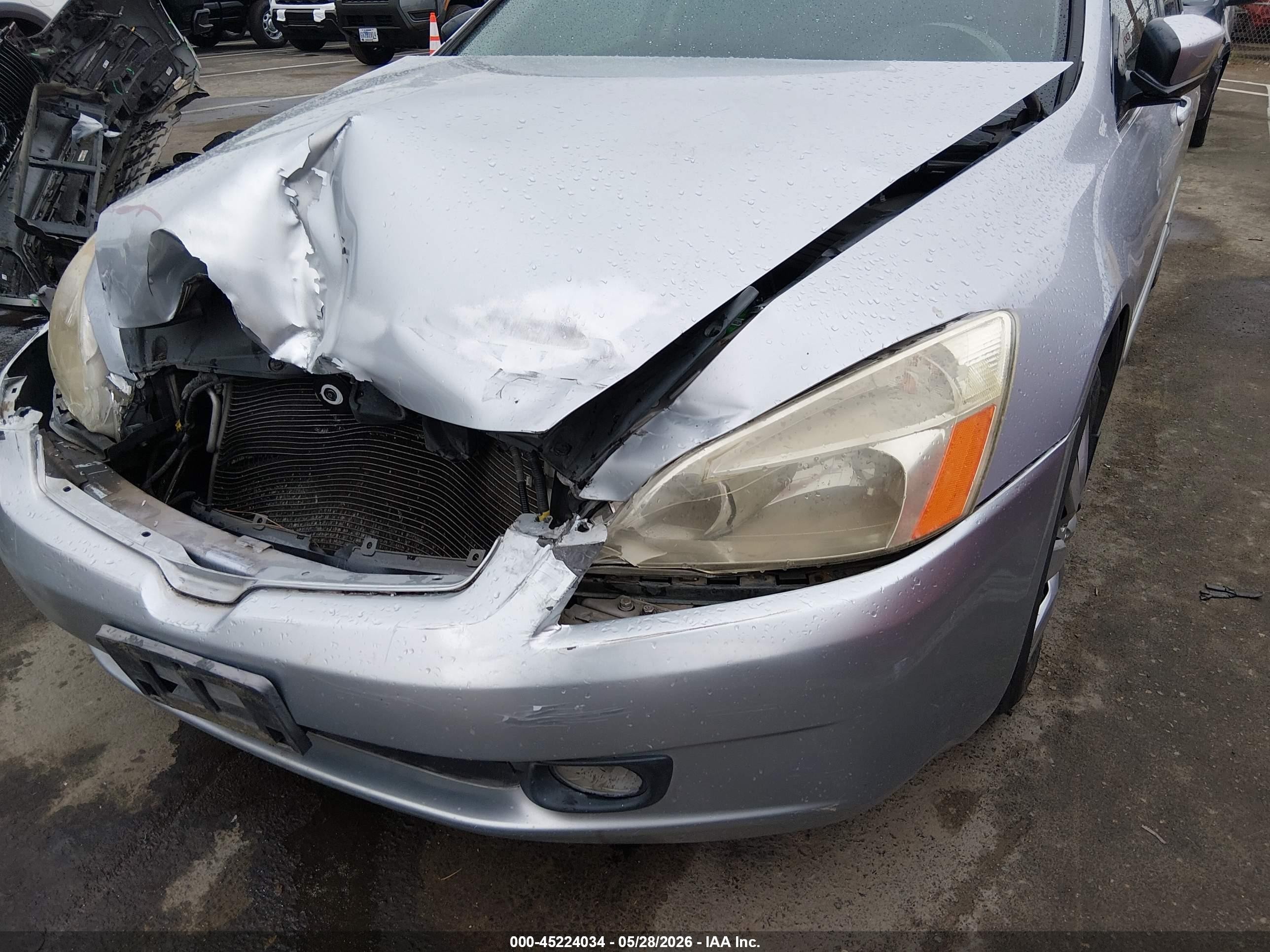 2004 Honda Accord 3.0 Lx Silver vin: 1HGCM66324A083860